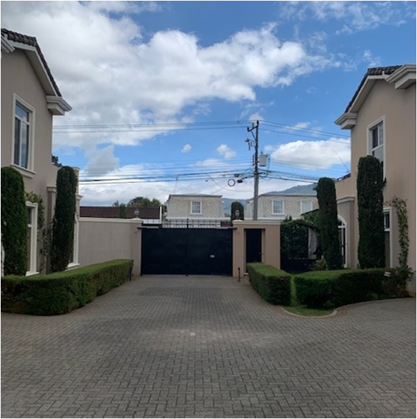 4 bed Condo For Sale in Curridabat, San Jose - thumb 2