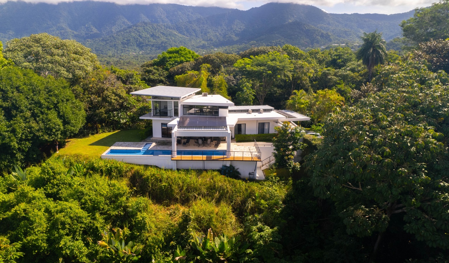 3 bed Single Family Homes For Sale in Ojochal, Puntarenas - thumb 5