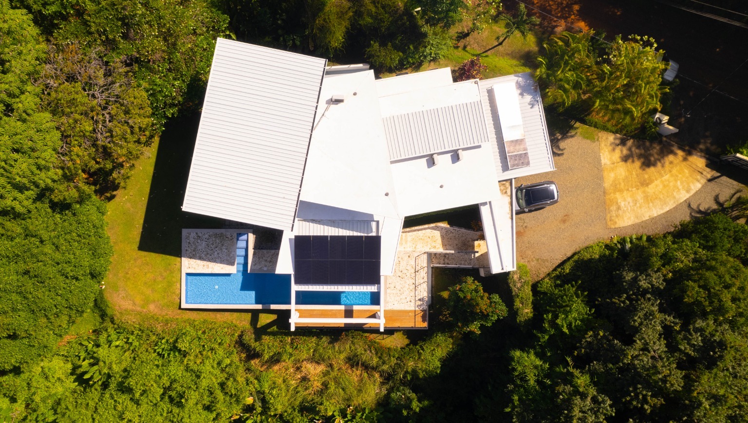 3 bed Single Family Homes For Sale in Ojochal, Puntarenas - thumb 4