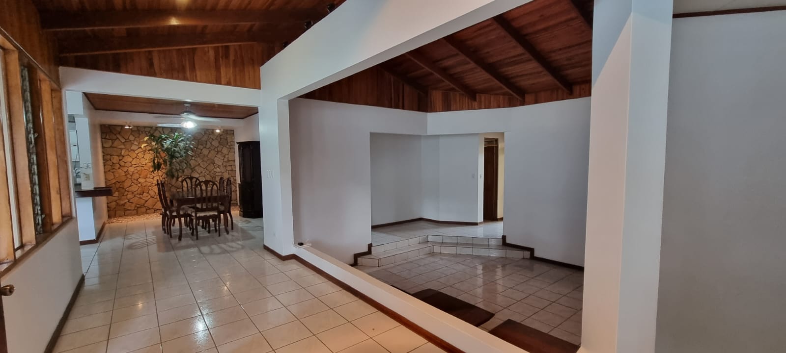 3 bed Single Family Homes For Sale in Ciudad Cariari, Heredia - thumb 3