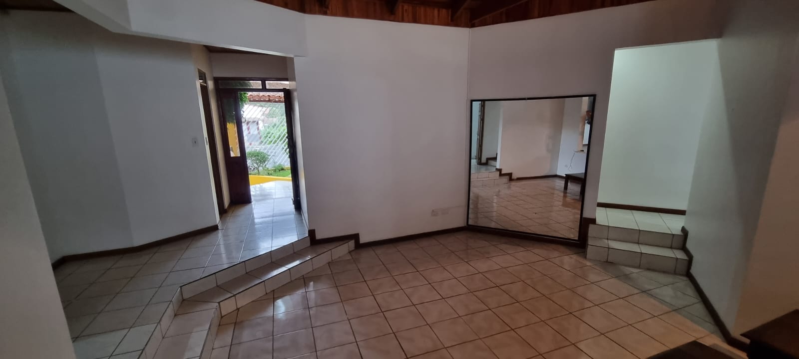 3 bed Single Family Homes For Sale in Ciudad Cariari, Heredia - thumb 7