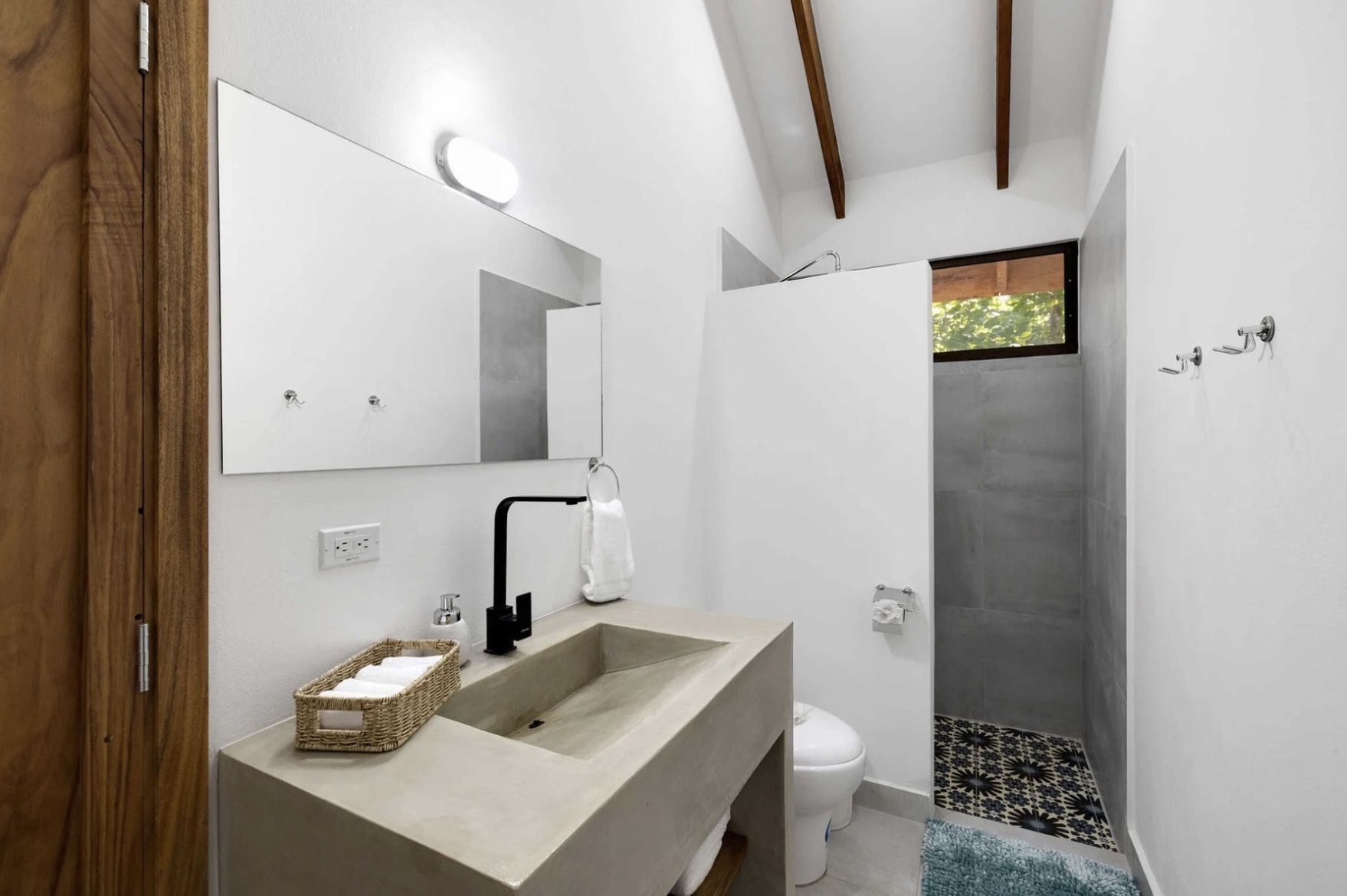 4 bed Single Family Homes For Sale in Avellanas, Guanacaste - thumb 11