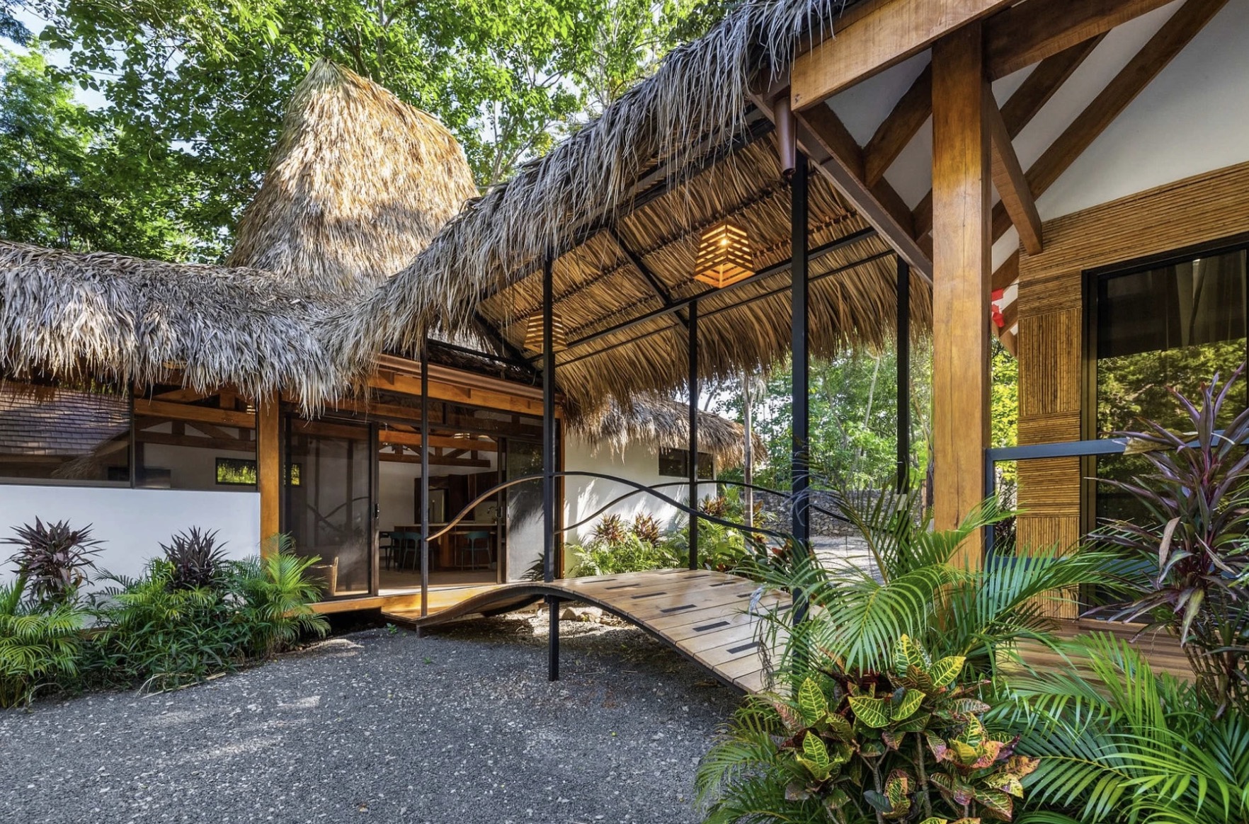 4 bed Single Family Homes For Sale in Avellanas, Guanacaste - thumb 5