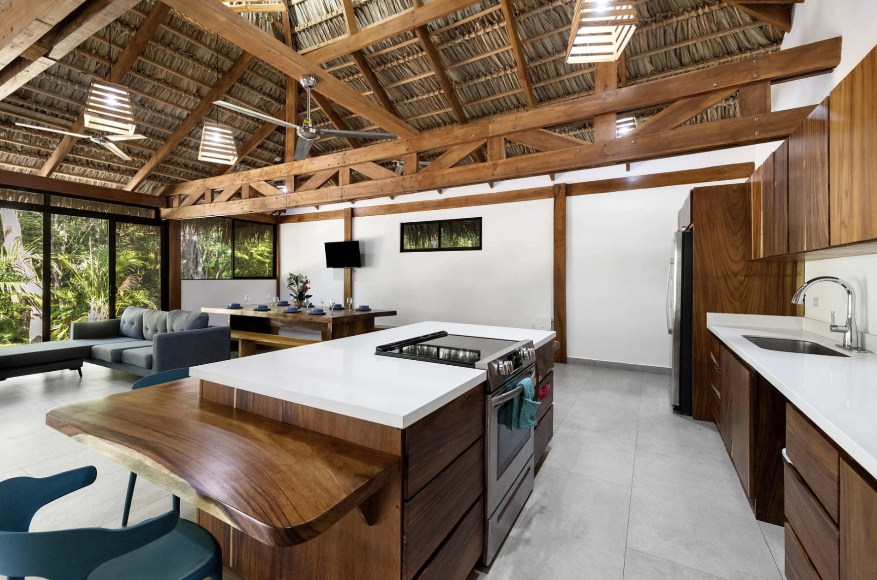 4 bed Single Family Homes For Sale in Avellanas, Guanacaste - thumb 8