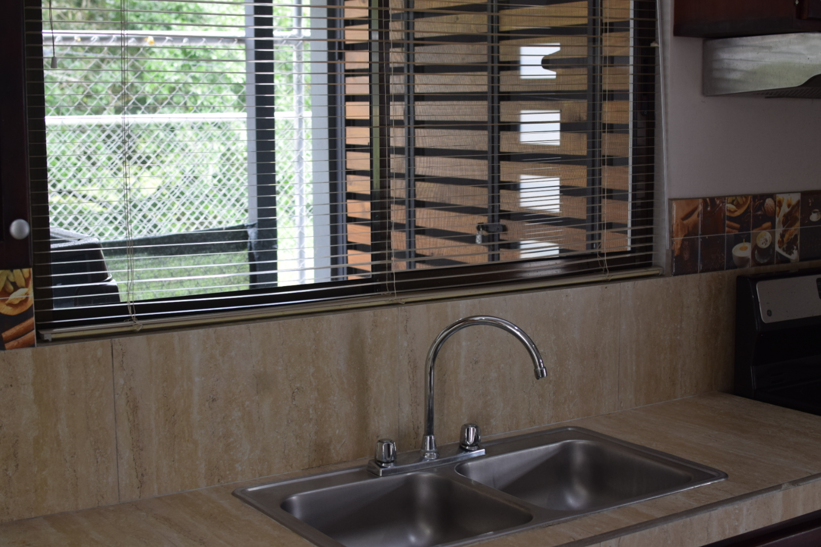 2 bed Single Family Homes For Sale in Perez Zeledon, San Jose - thumb 8