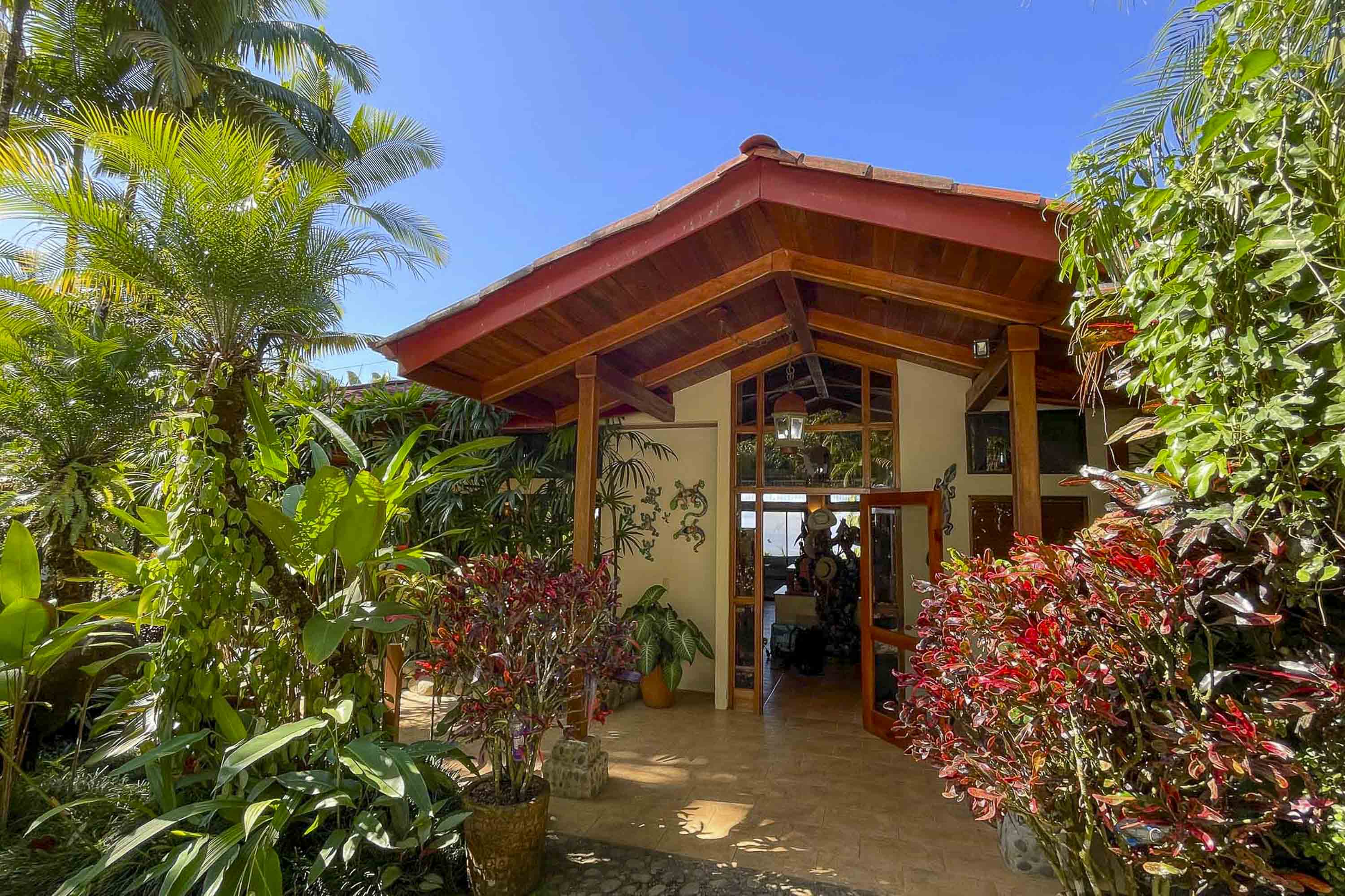 6 bed Single Family Homes For Sale in Dominical, Puntarenas - thumb 1