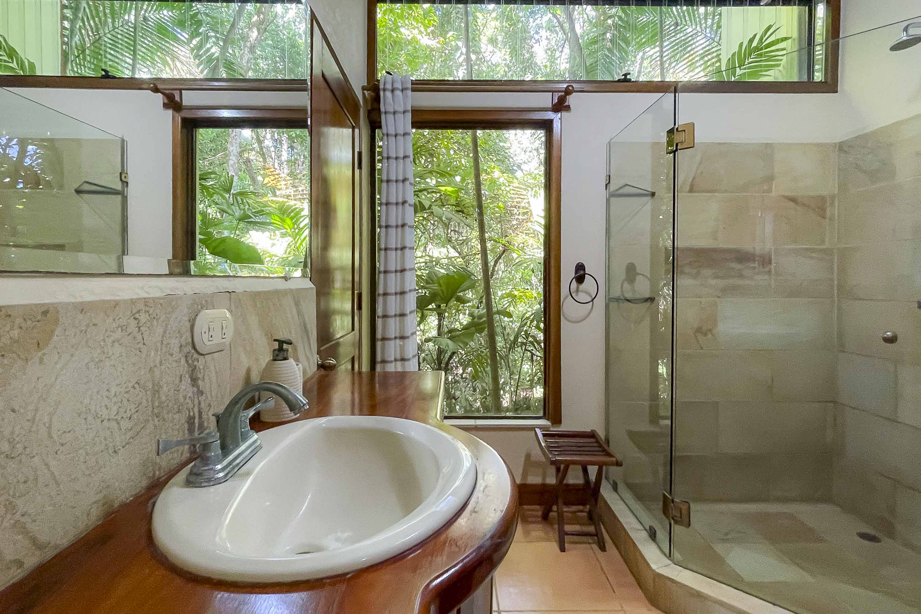 6 bed Single Family Homes For Sale in Dominical, Puntarenas - thumb 23