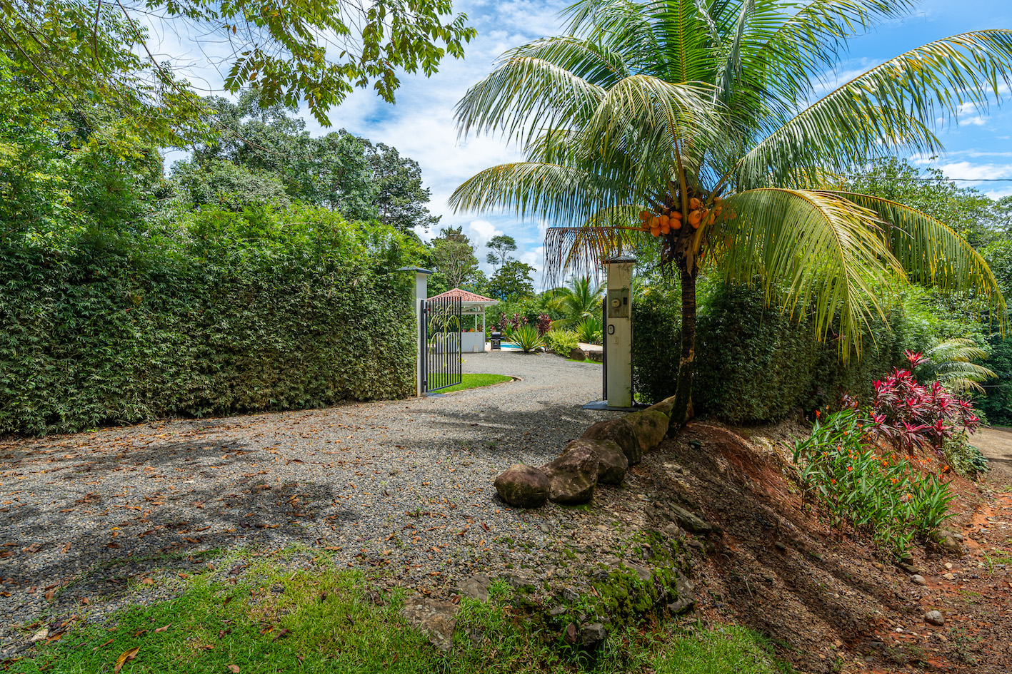 3 bed Single Family Homes For Sale in Ojochal, Puntarenas - thumb 6