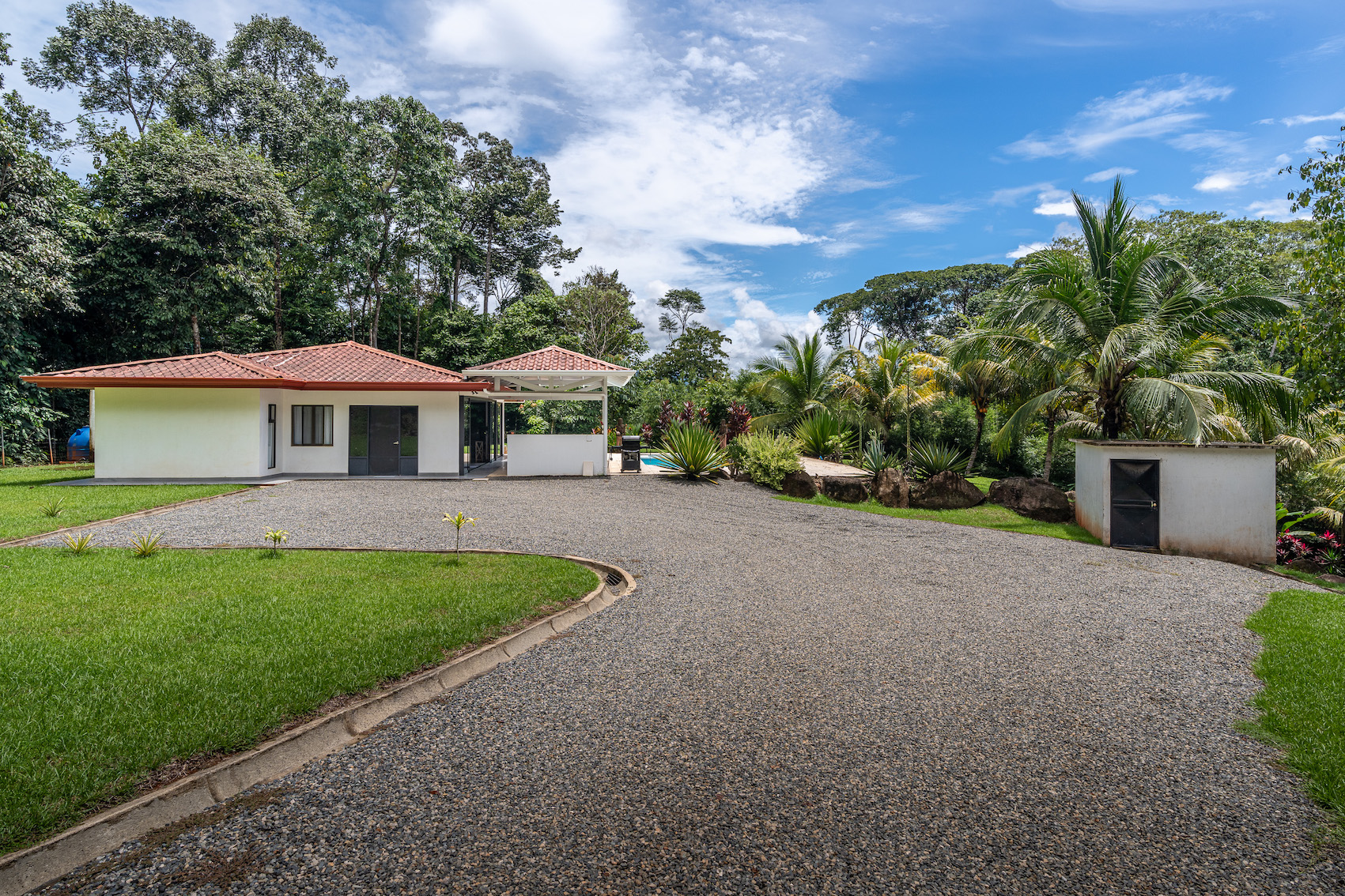 3 bed Single Family Homes For Sale in Ojochal, Puntarenas - thumb 11