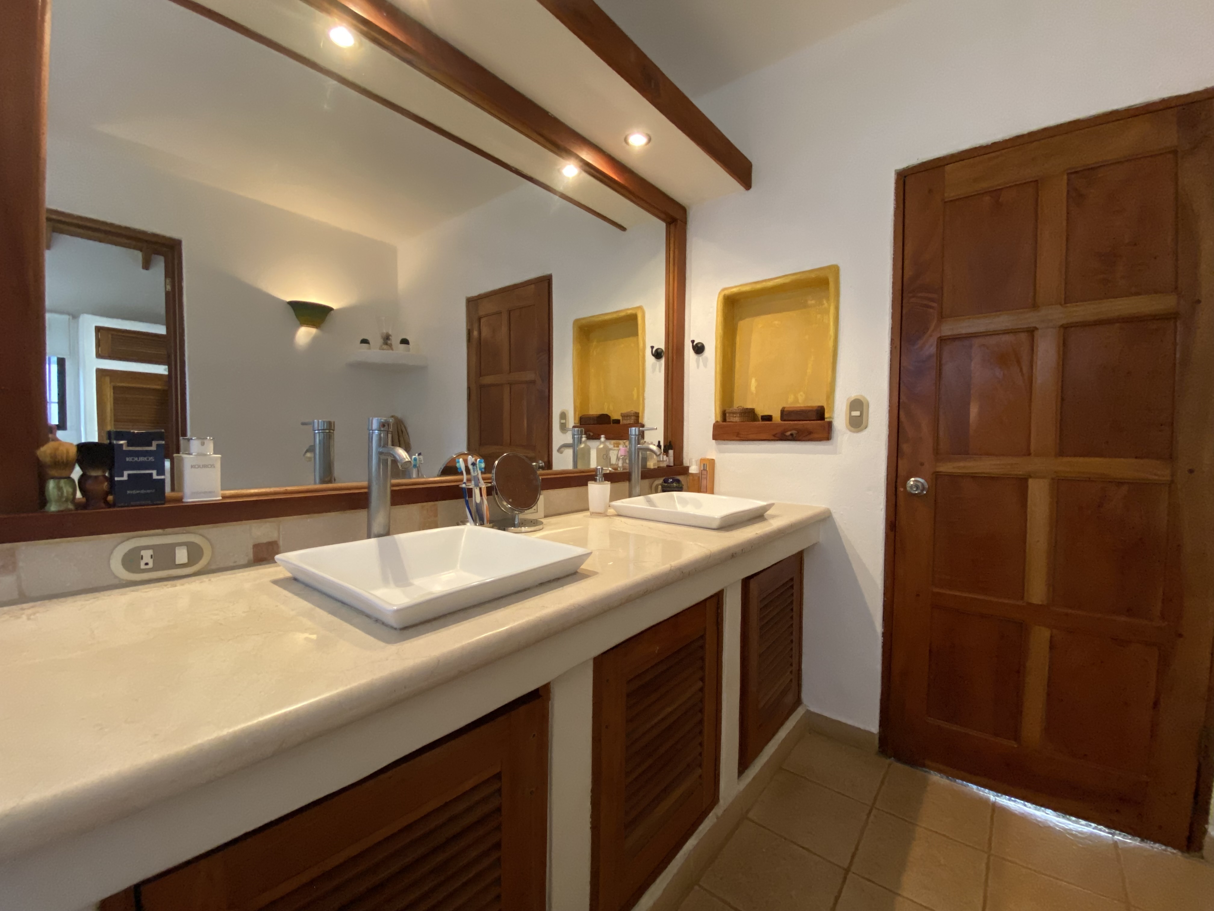 3 bed Single Family Homes For Sale in Tamarindo, Guanacaste - thumb 20