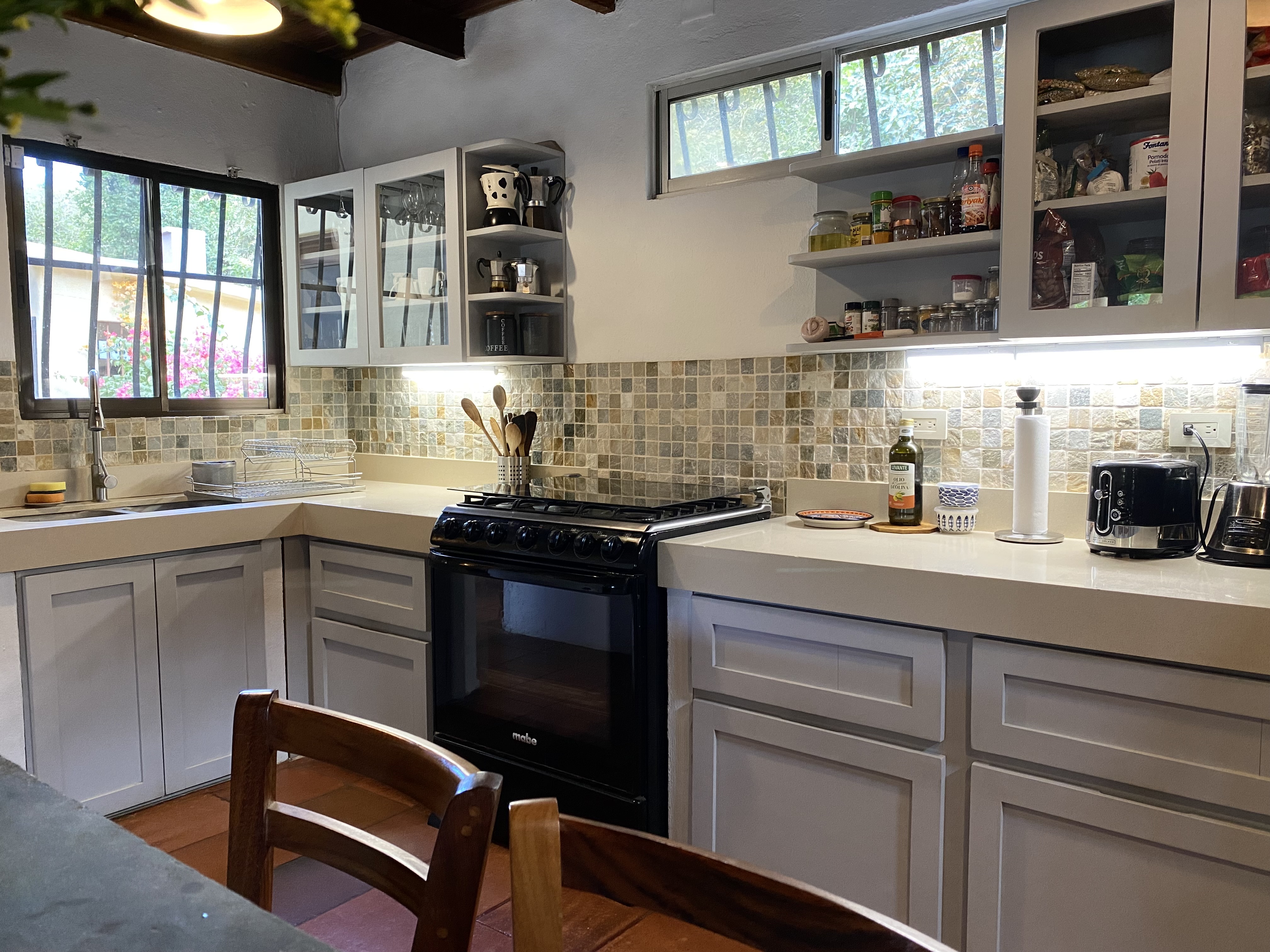 3 bed Single Family Homes For Sale in Tamarindo, Guanacaste - thumb 4