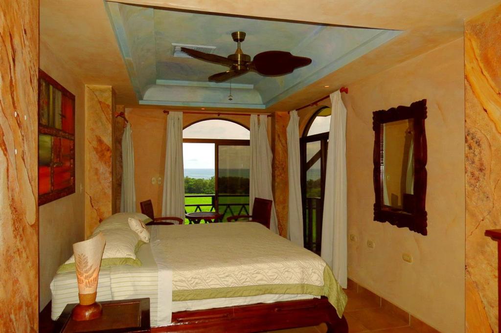 2 bed Condo For Sale in PlayaCoyote, Guanacaste - thumb 19