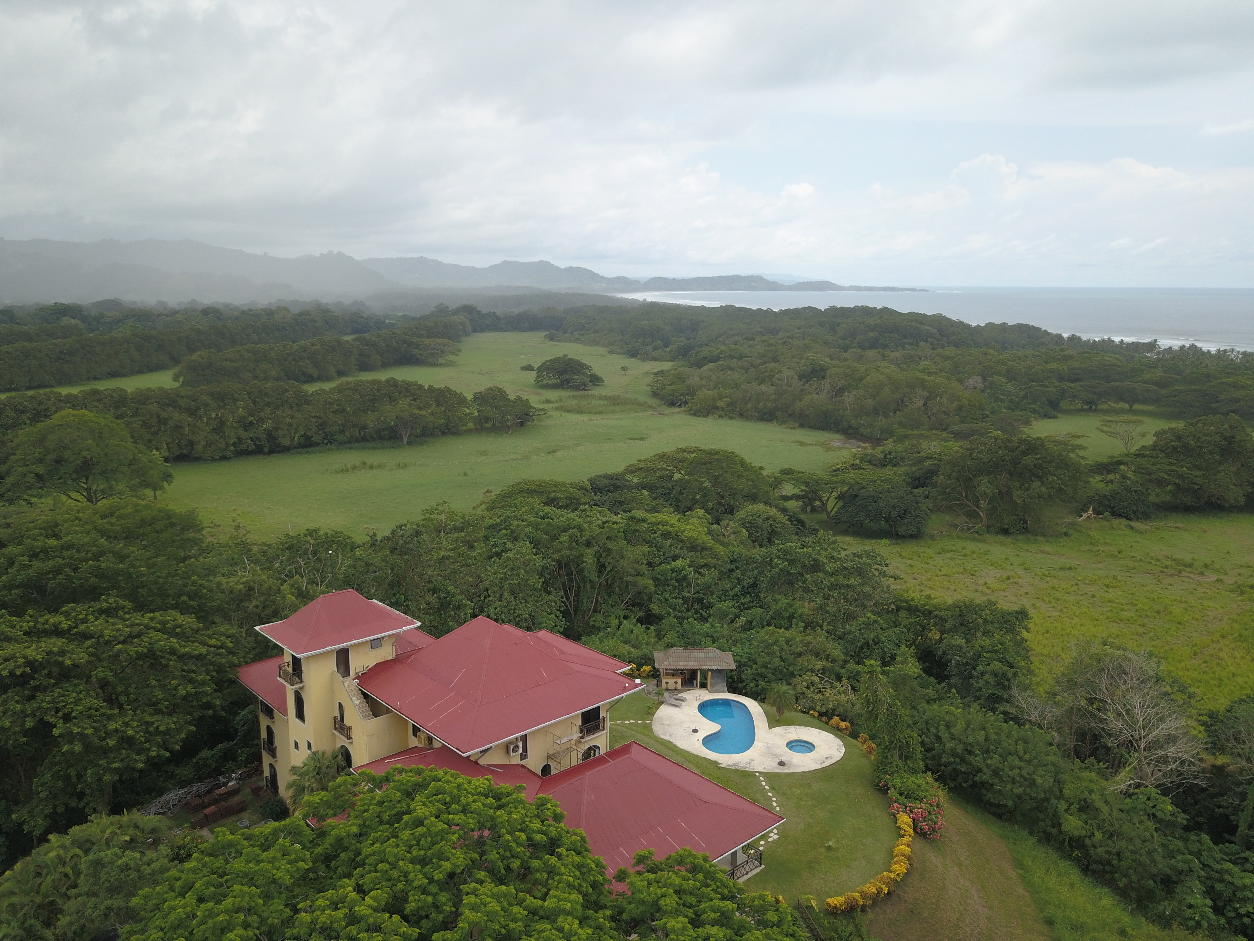 2 bed Condo For Sale in PlayaCoyote, Guanacaste - thumb 4