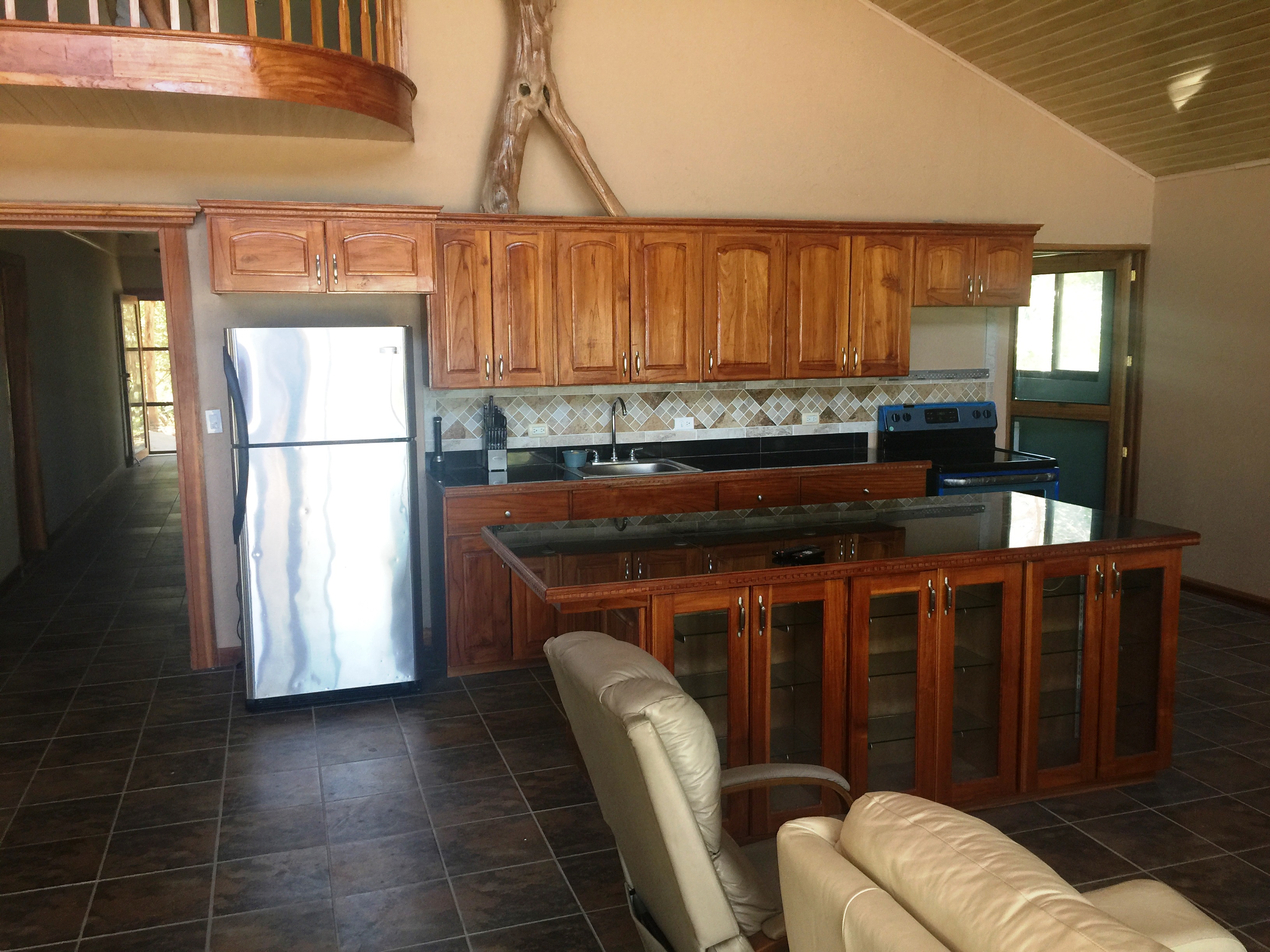 6 bed Single Family Homes For Sale in Paquera, Puntarenas - thumb 10