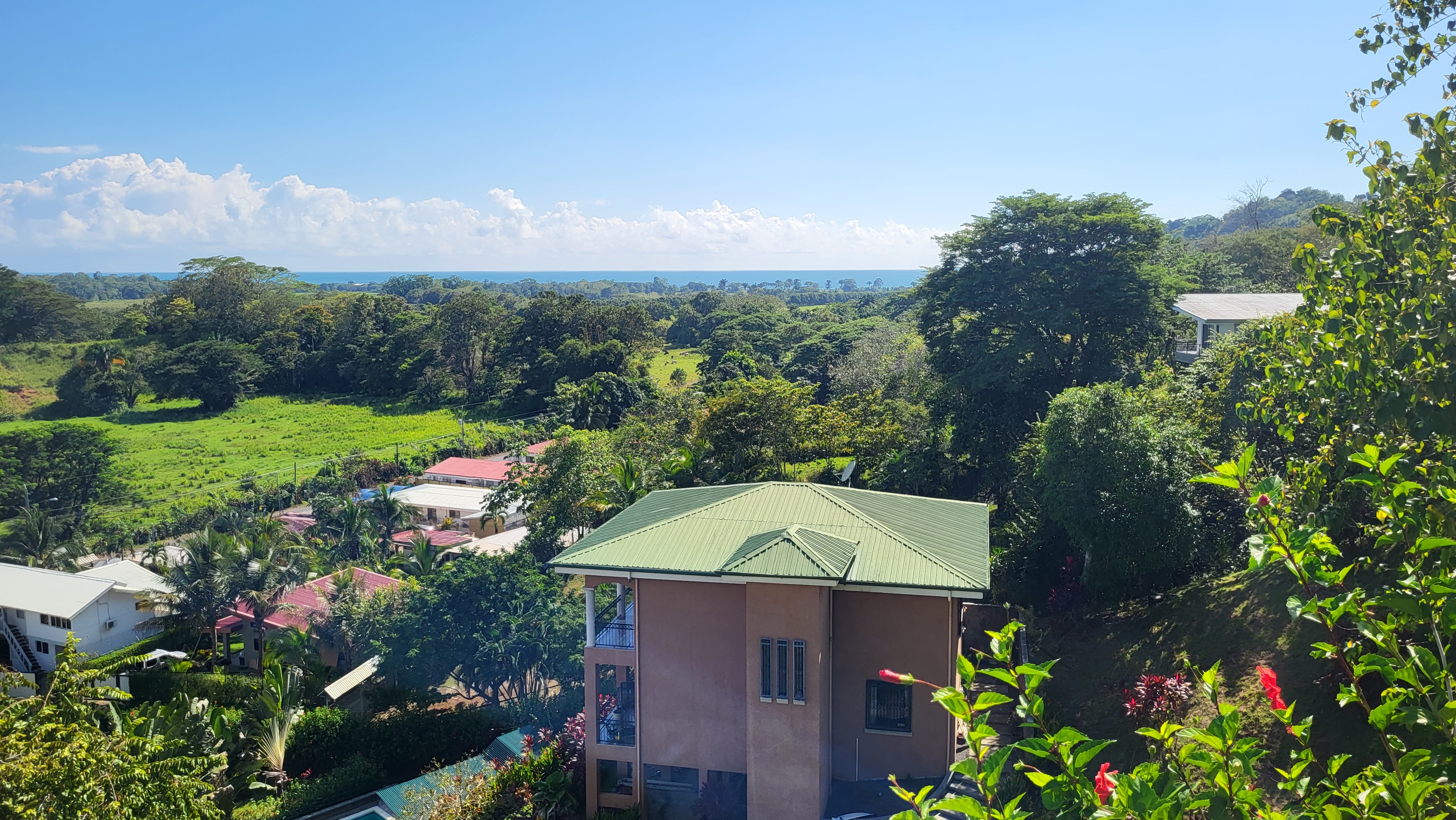 4 bed Single Family Homes For Sale in Playa Hermosa, Puntarenas - thumb 14