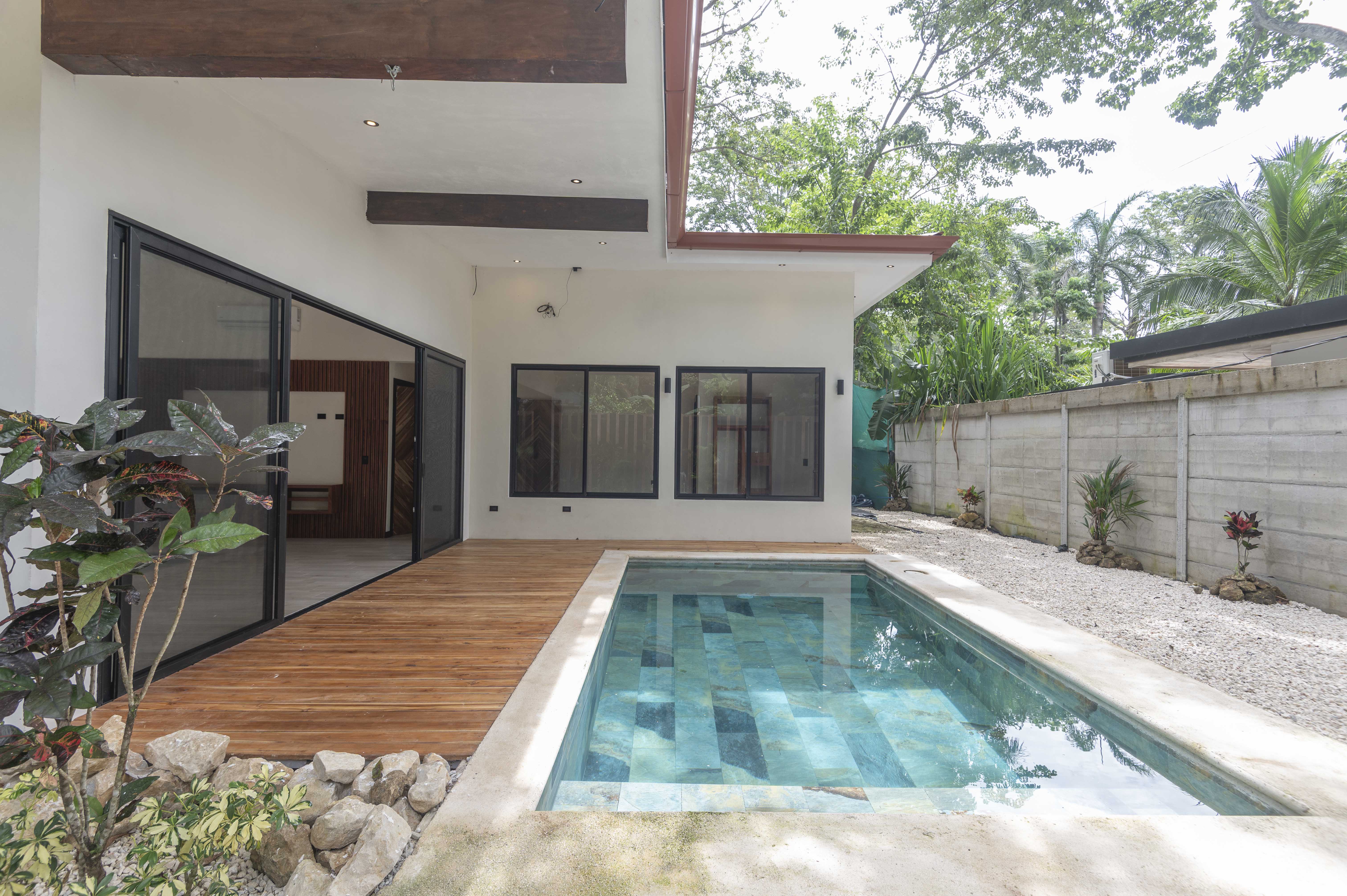 4 bed Single Family Homes For Sale in Santa Teresa, Puntarenas - thumb 1