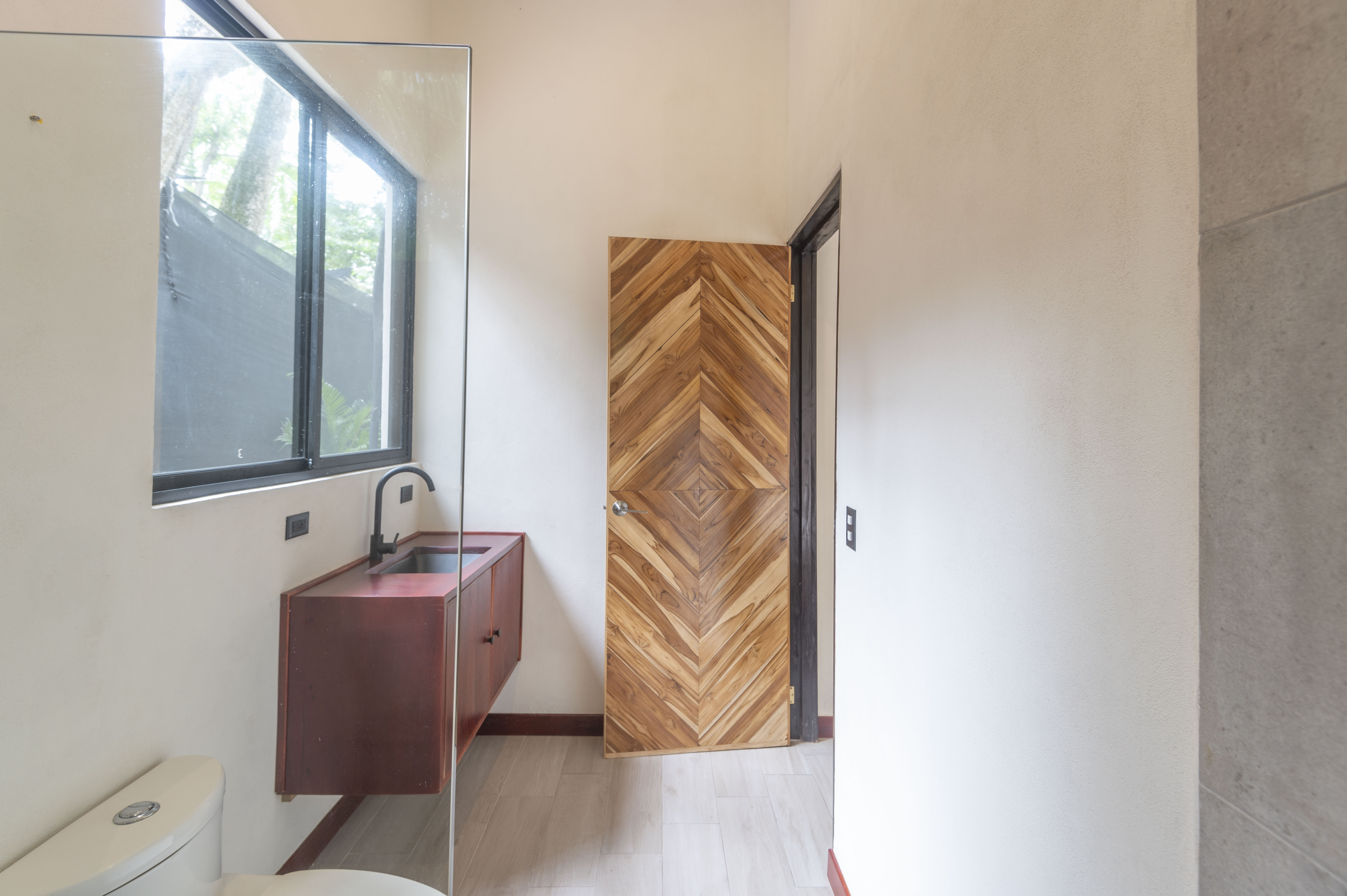 4 bed Single Family Homes For Sale in Santa Teresa, Puntarenas - thumb 22