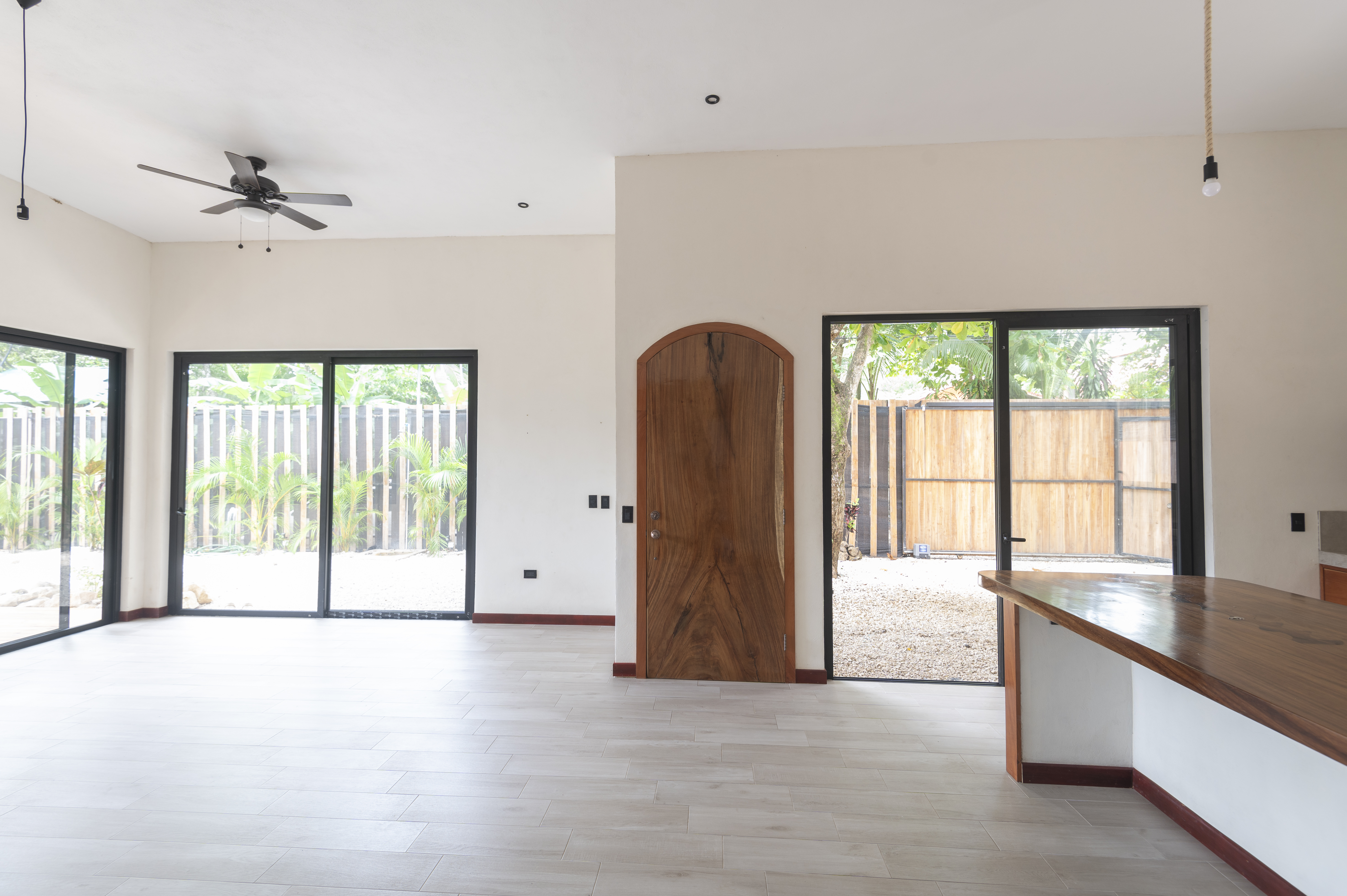 4 bed Single Family Homes For Sale in Santa Teresa, Puntarenas - thumb 9