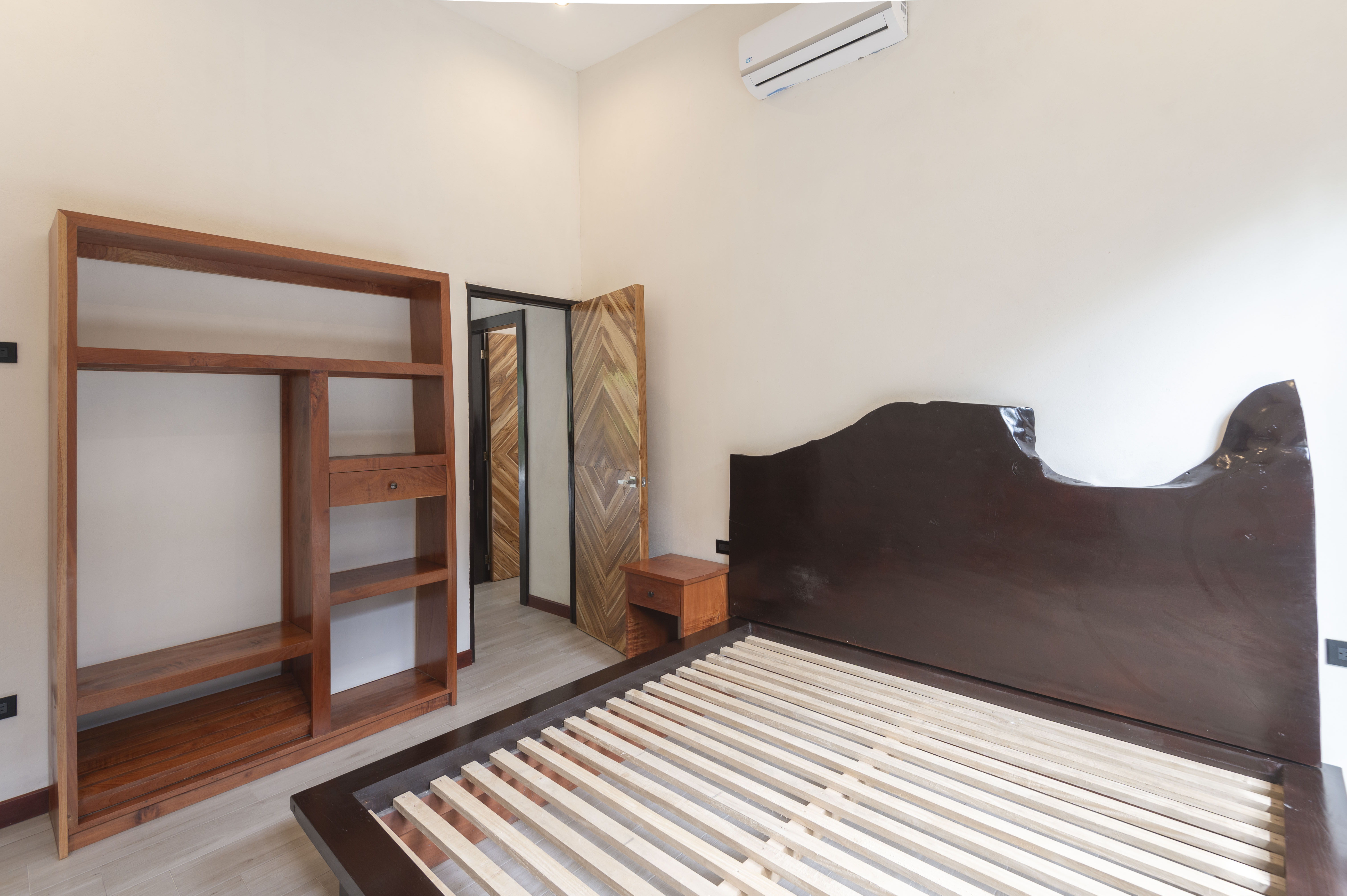 4 bed Single Family Homes For Sale in Santa Teresa, Puntarenas - thumb 26