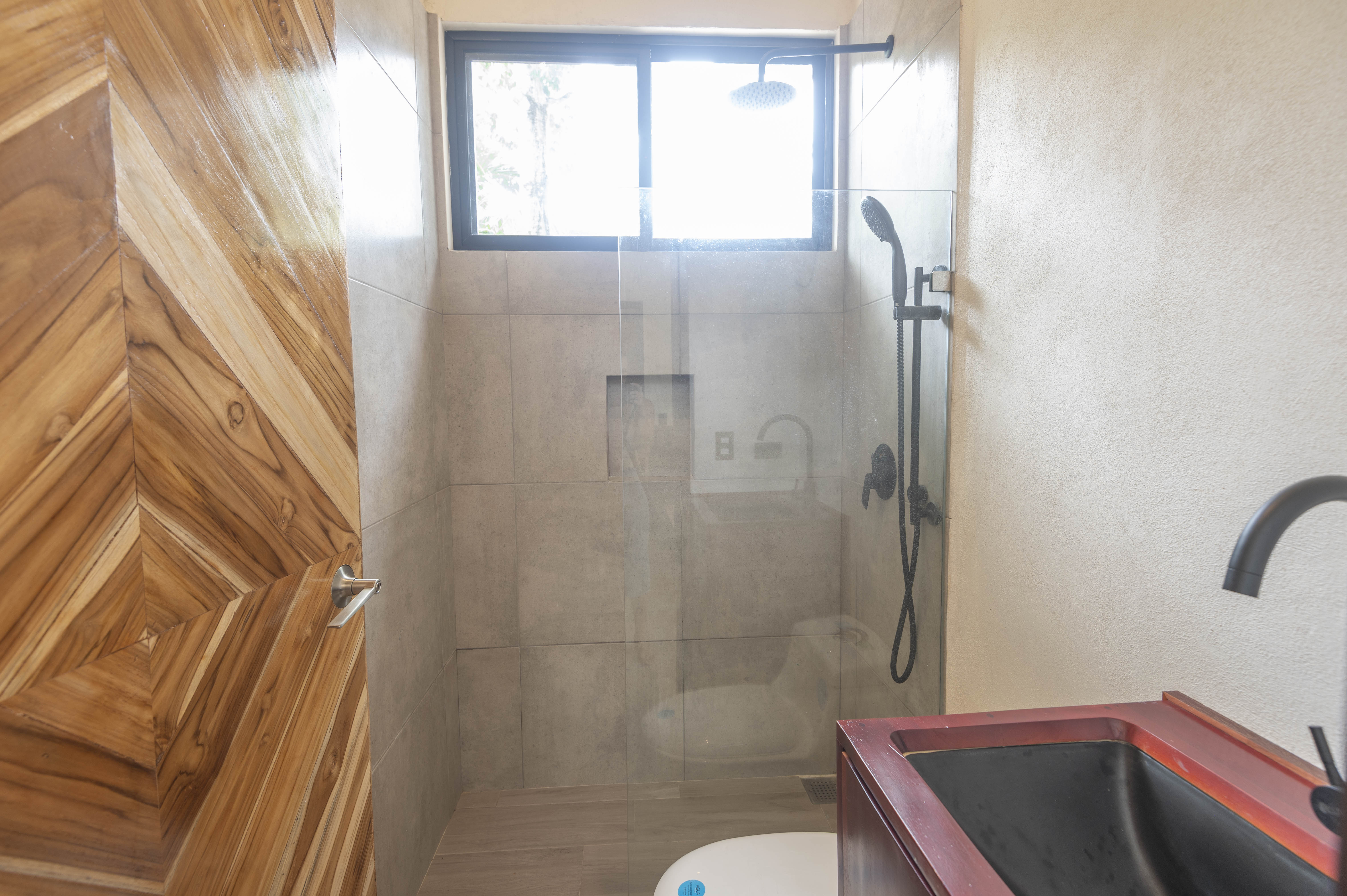 4 bed Single Family Homes For Sale in Santa Teresa, Puntarenas - thumb 17