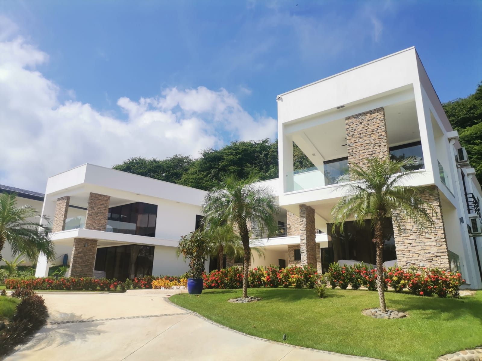 12 bed Condo For Sale in Playas Del Coco, Guanacaste - thumb 23