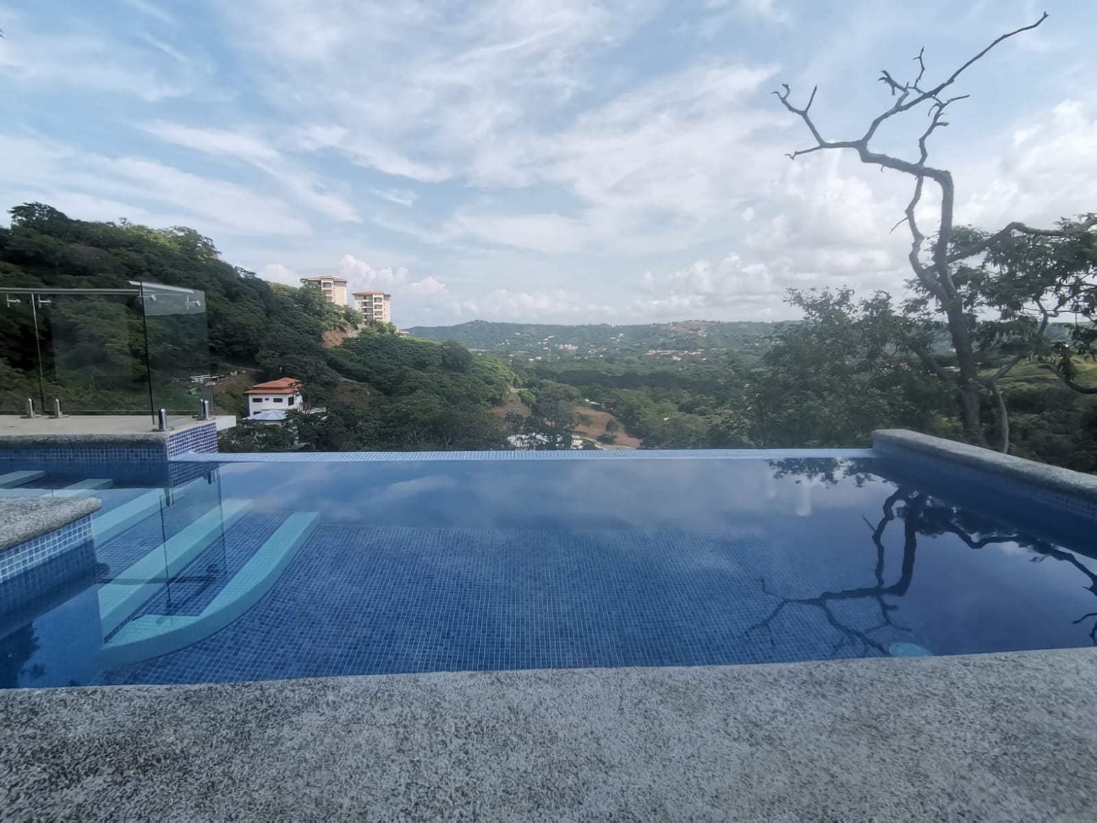 3 bed Single Family Homes For Sale in Playas Del Coco, Guanacaste - thumb 15