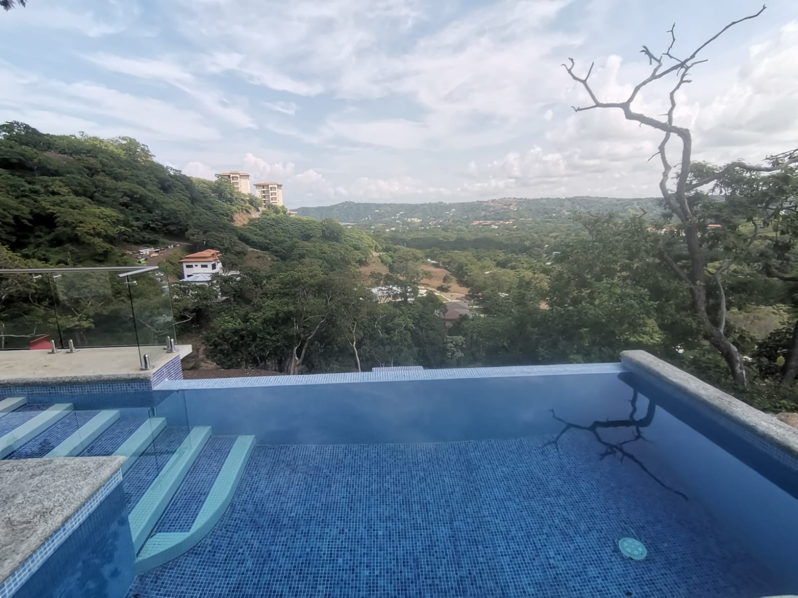 3 bed Single Family Homes For Sale in Playas Del Coco, Guanacaste - thumb 14