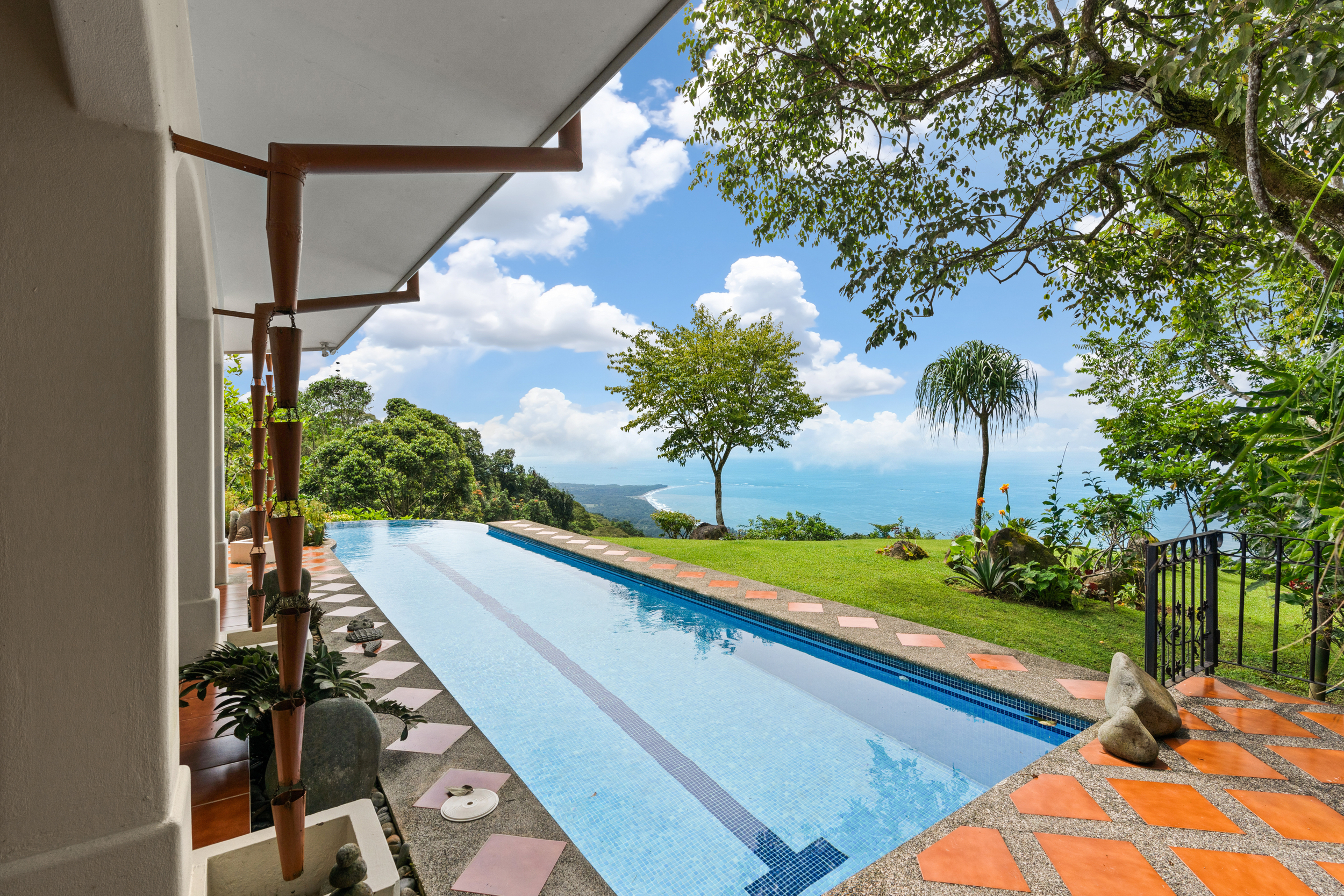 3 bed Single Family Homes For Sale in Dominical, Puntarenas - thumb 23