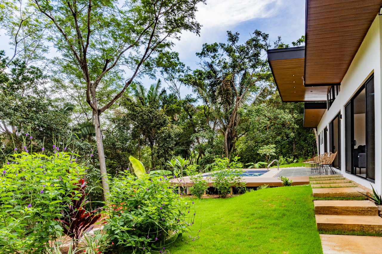 4 bed Single Family Homes For Sale in Samara, Guanacaste - thumb 3