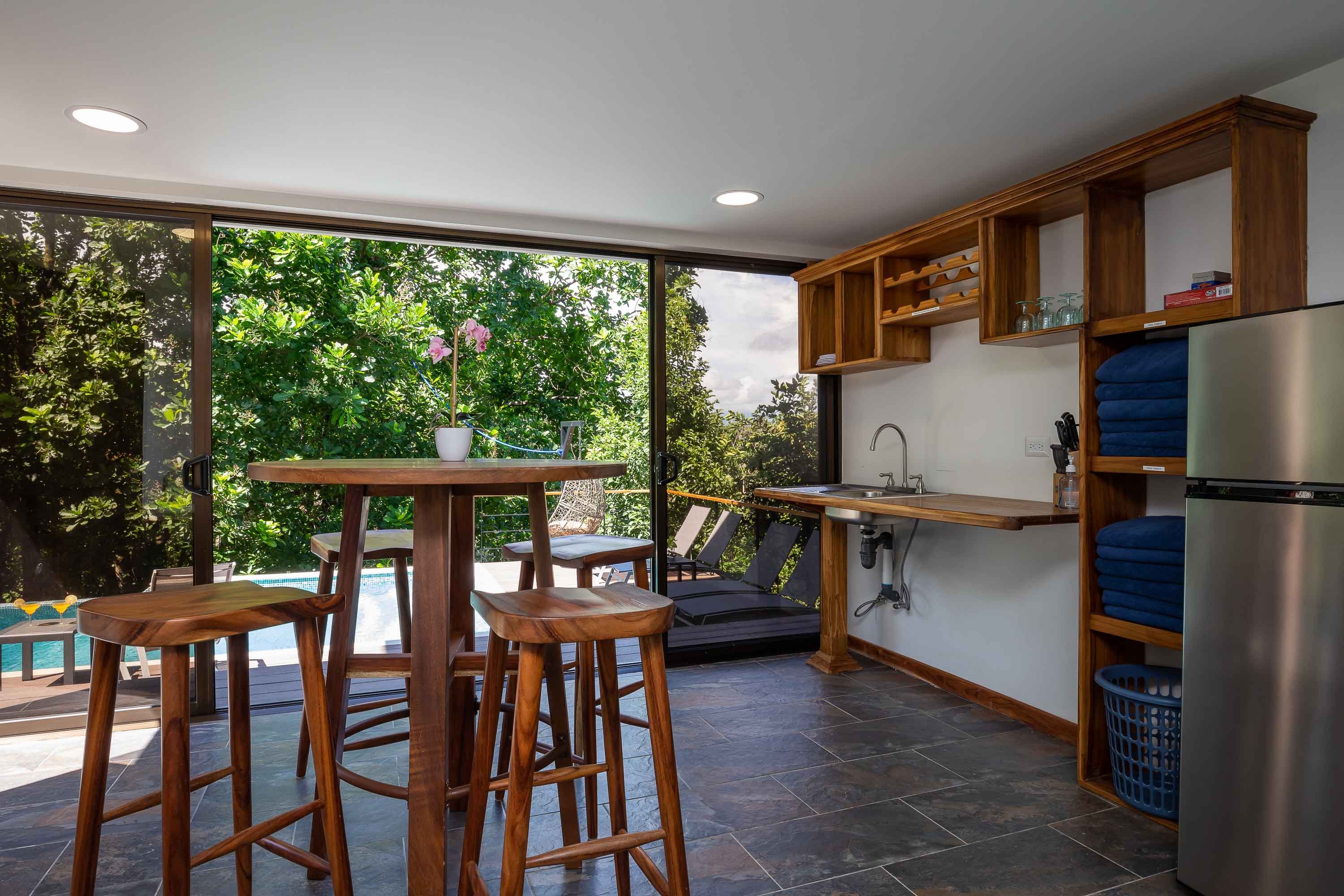 4 bed Single Family Homes For Sale in Quepos, Puntarenas - thumb 21