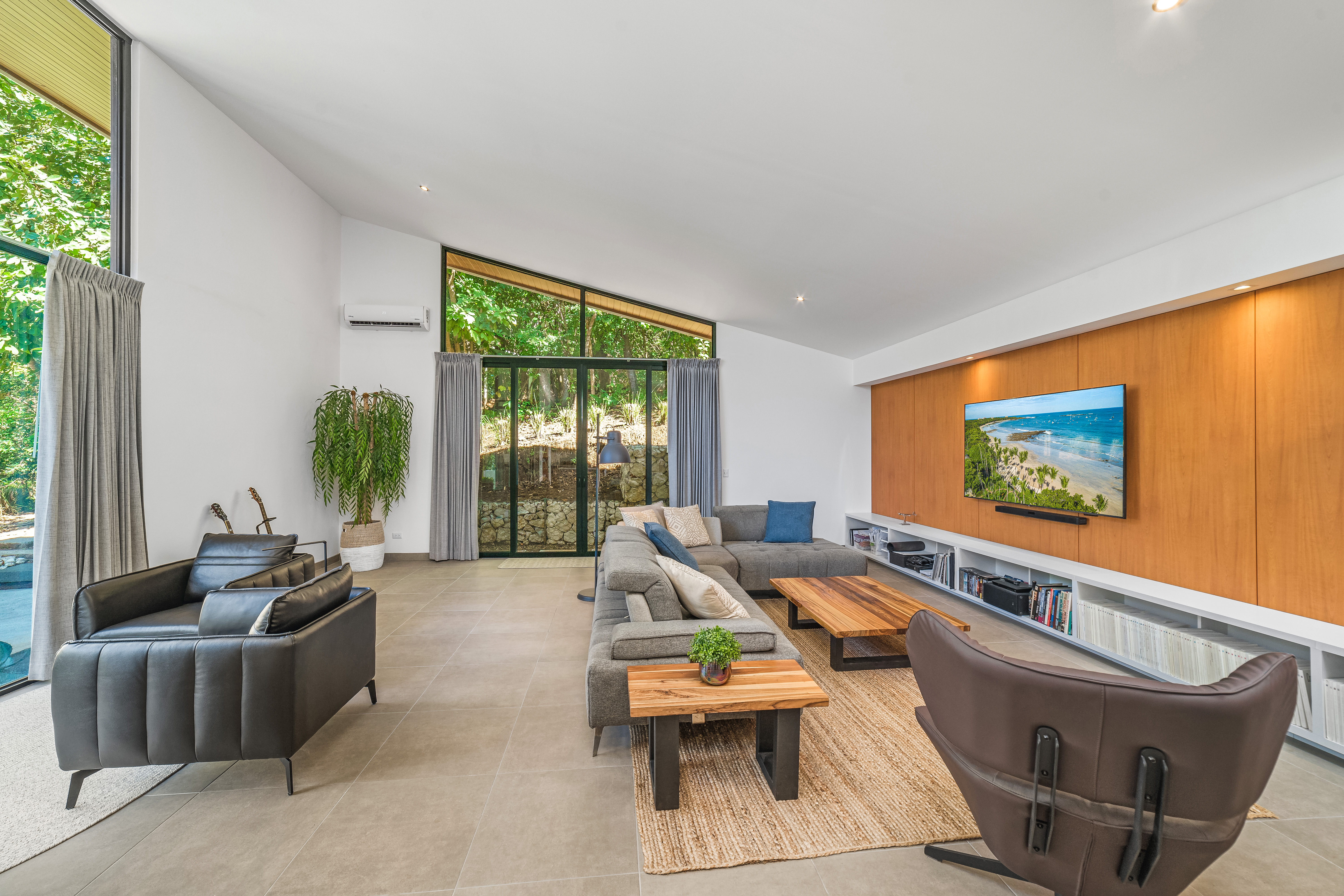 3 bed Single Family Homes For Sale in Tamarindo, Guanacaste - thumb 6