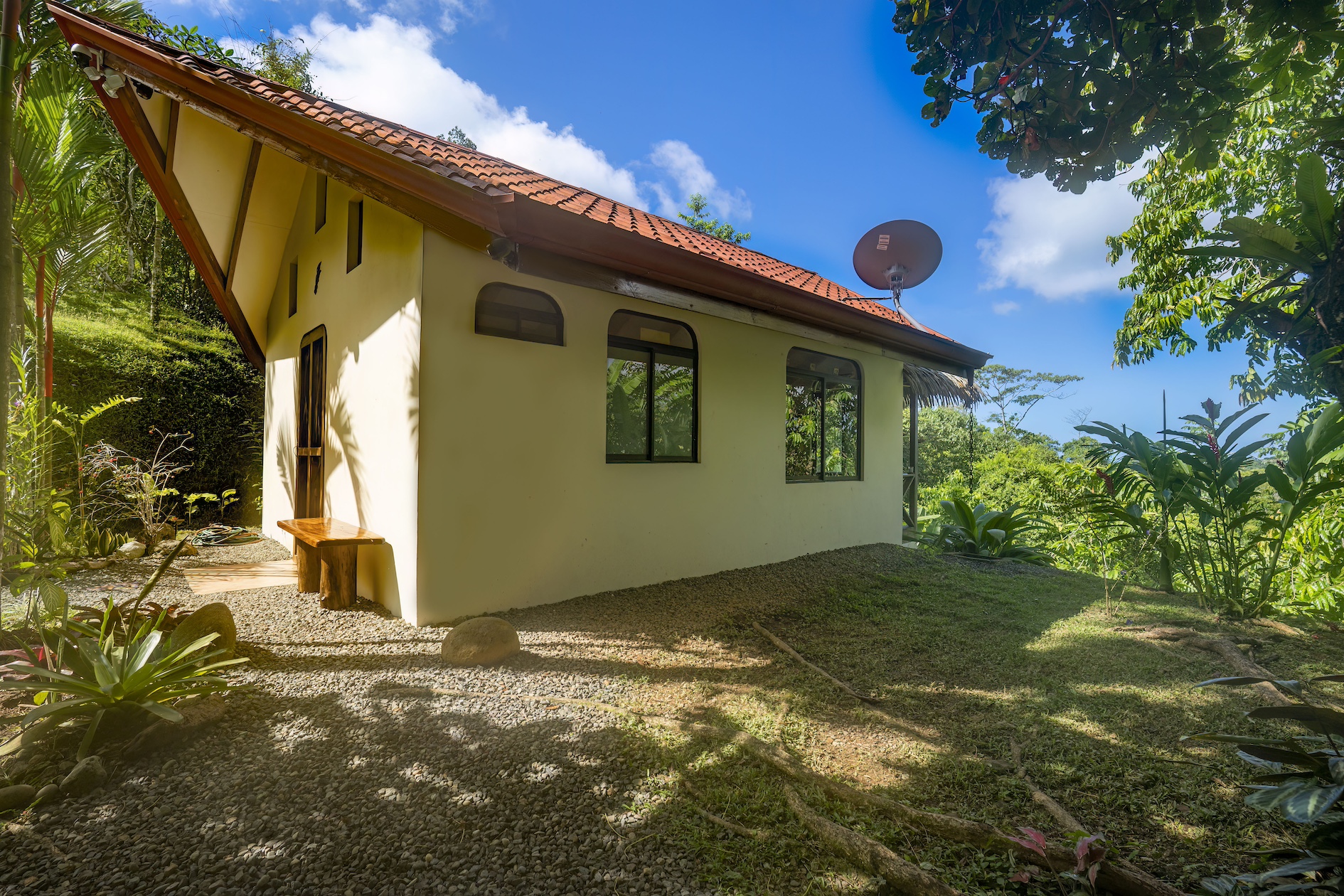 1 bed Single Family Homes For Sale in Ojochal, Puntarenas - thumb 4