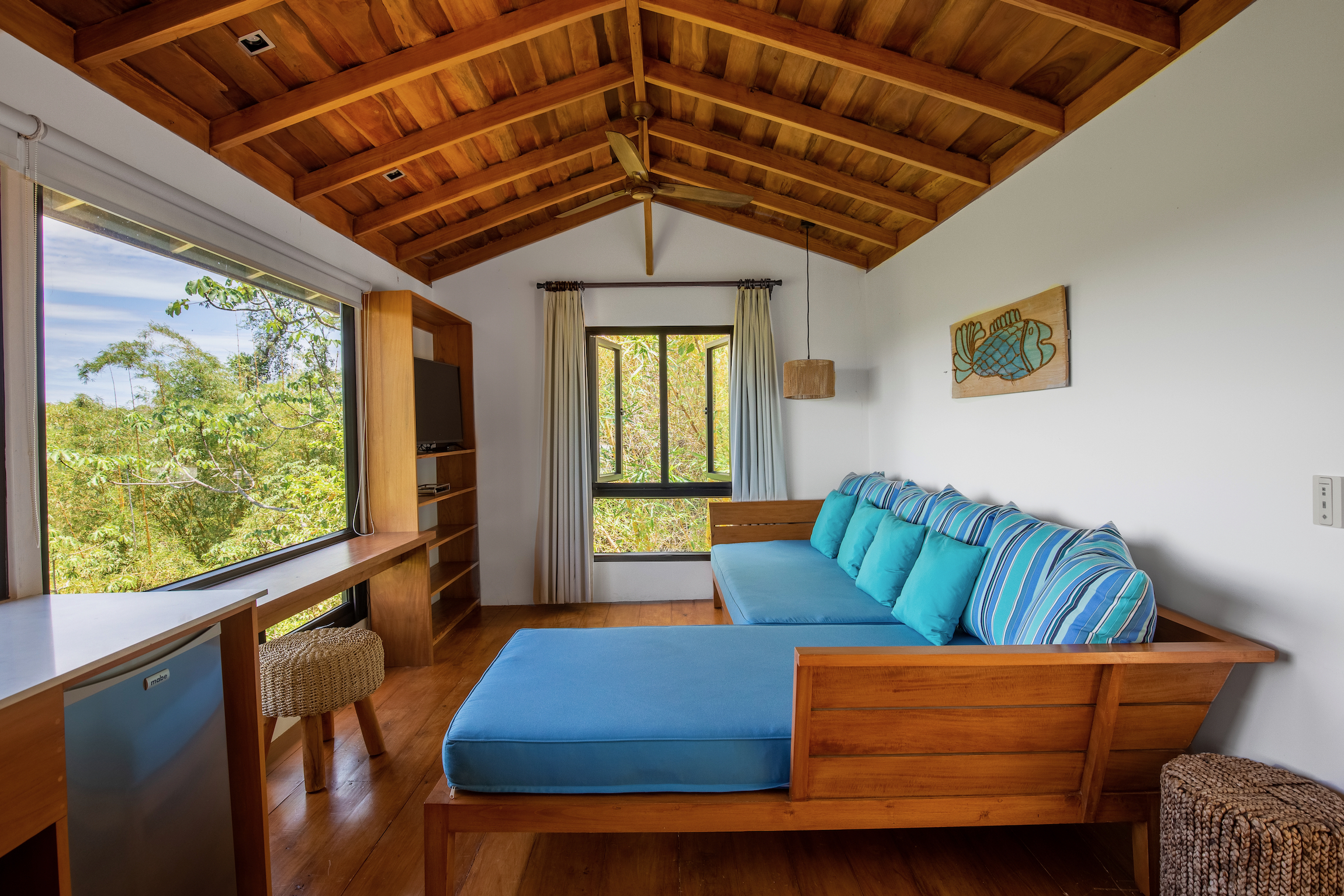 4 bed Single Family Homes For Sale in Santa Teresa, Puntarenas - thumb 22