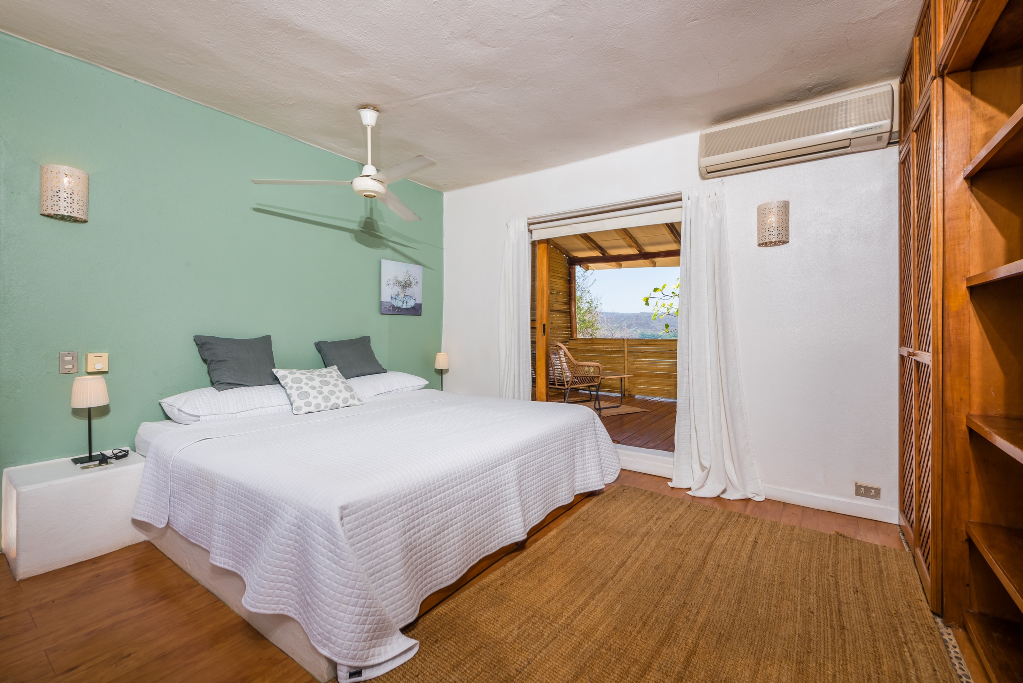 7 bed Single Family Homes For Sale in Playa Flamingo, Guanacaste - thumb 12