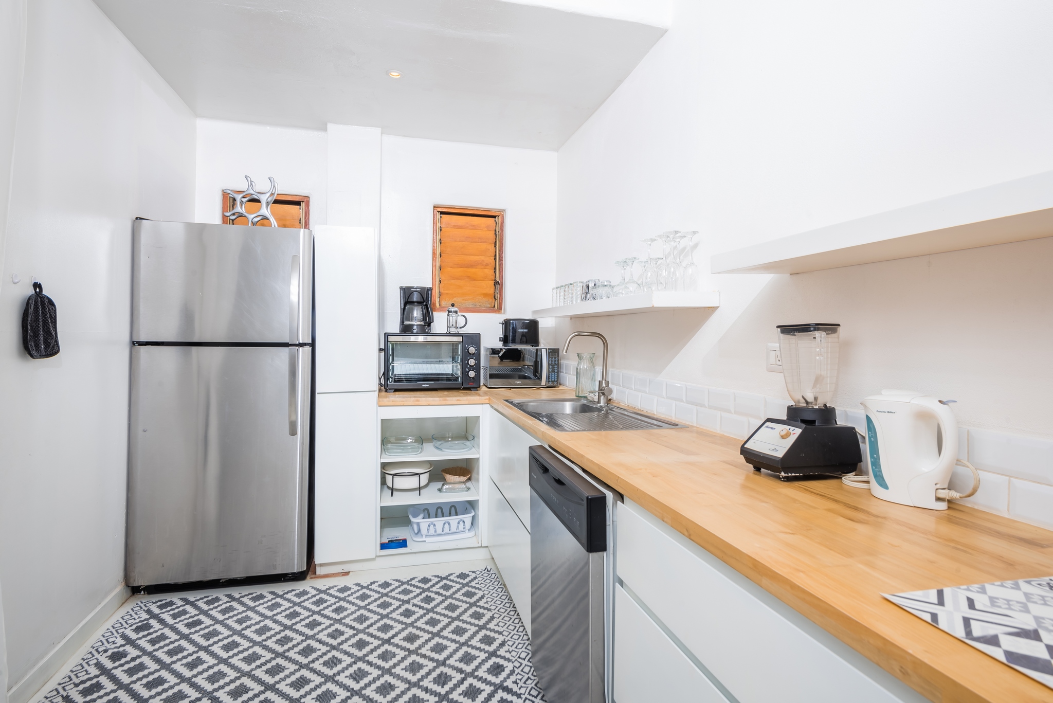 7 bed Single Family Homes For Sale in Playa Flamingo, Guanacaste - thumb 27