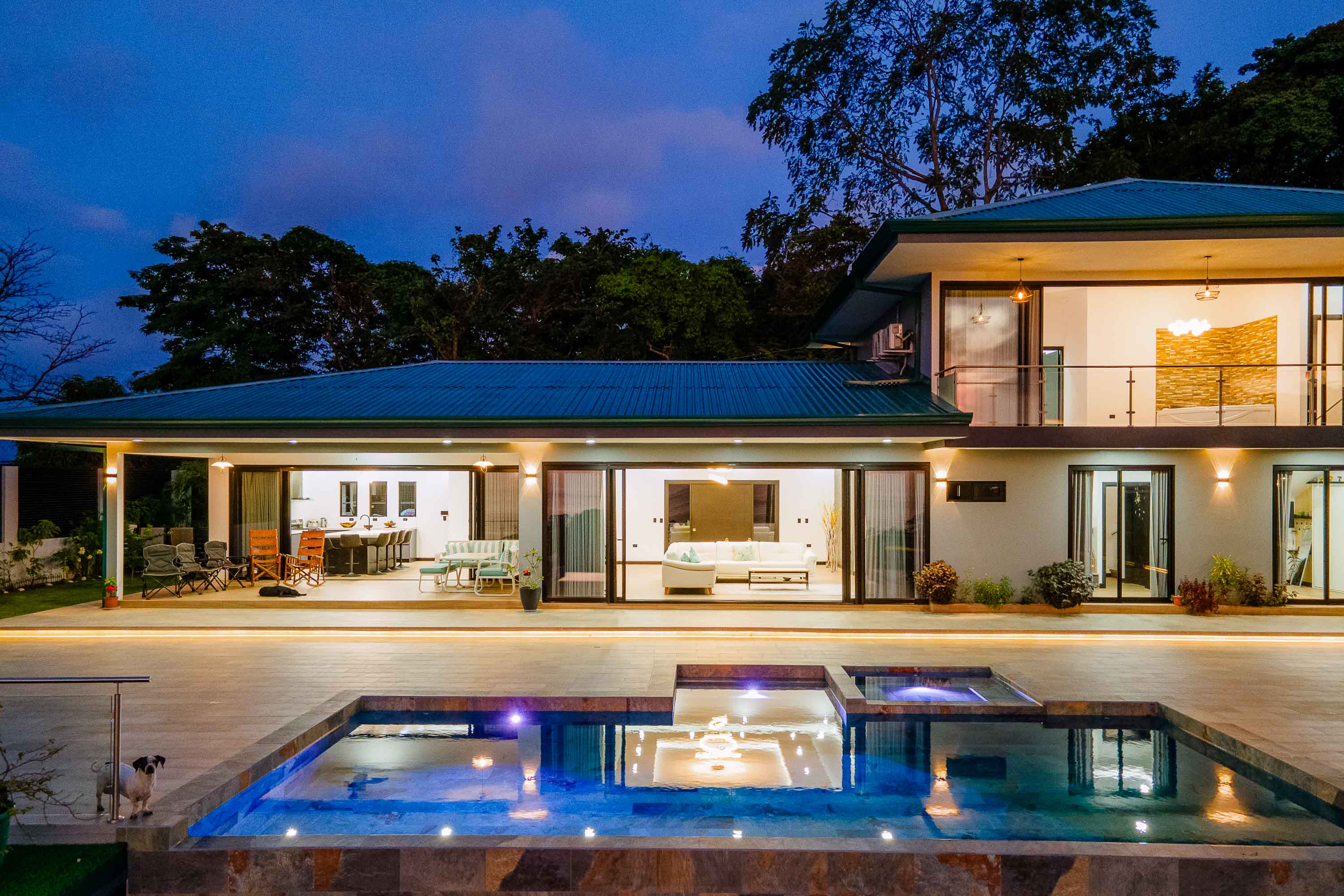 10 bed Single Family Homes For Sale in Manuel Antonio, Puntarenas - thumb 4