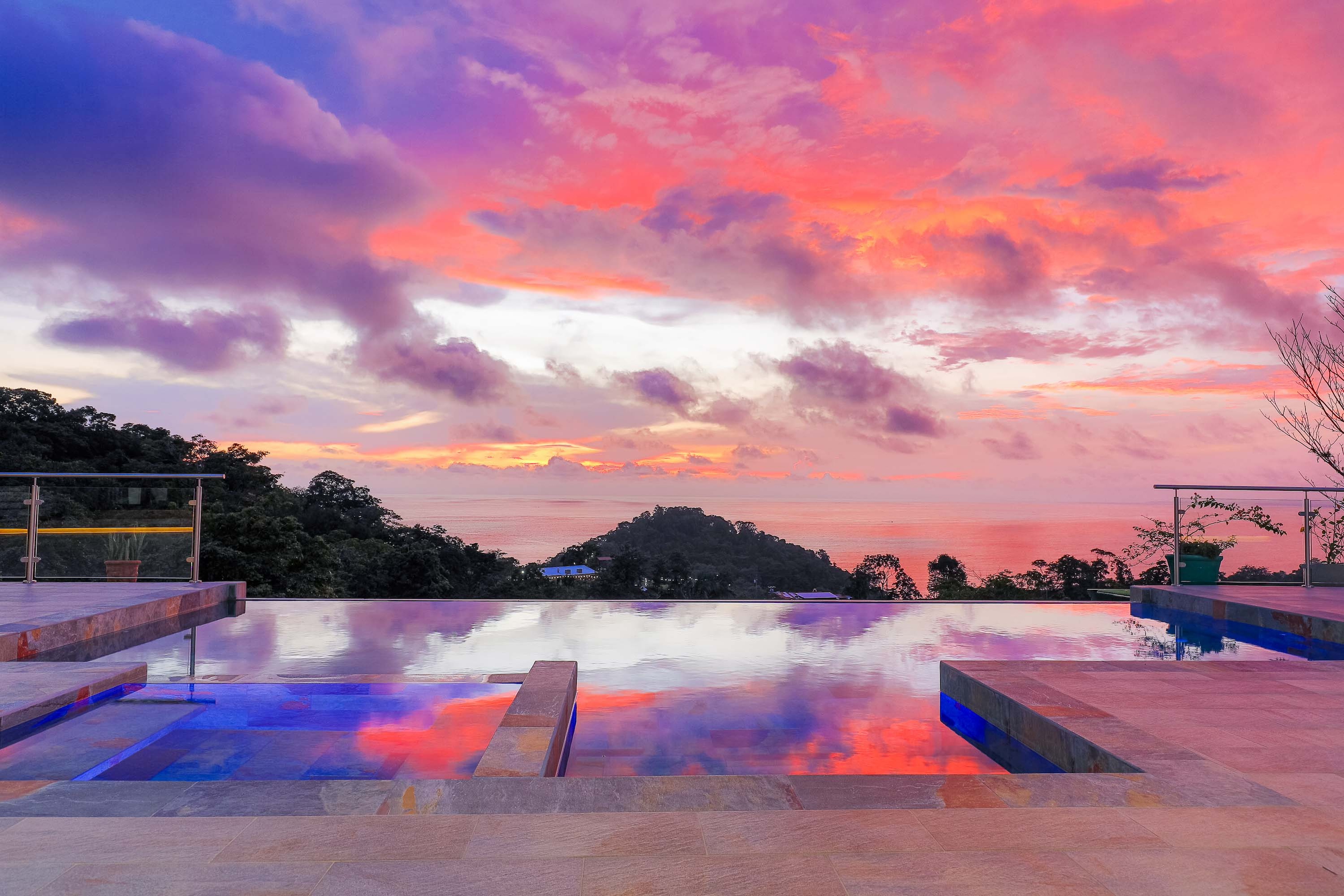 10 bed Single Family Homes For Sale in Manuel Antonio, Puntarenas - thumb 3