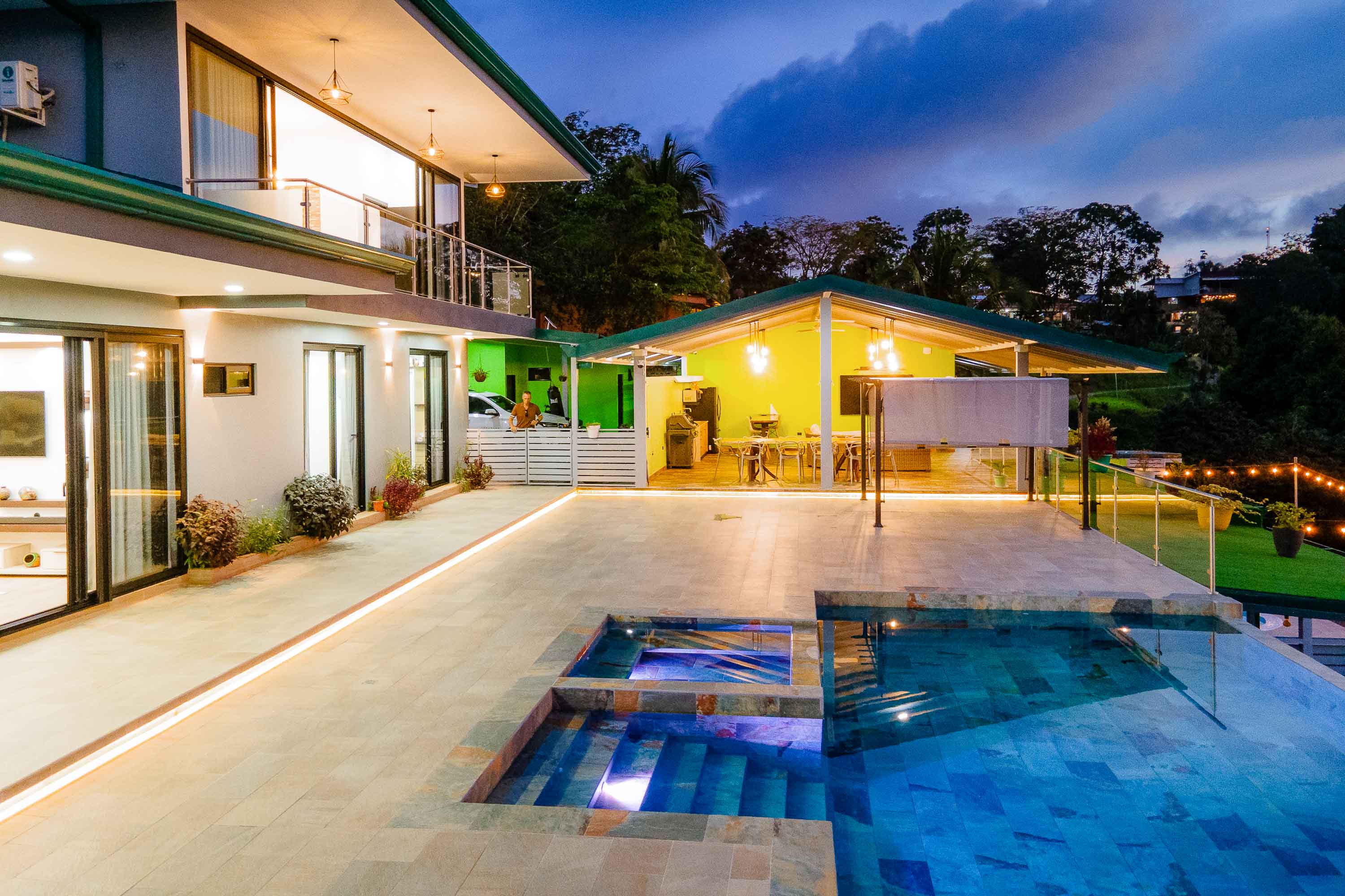 10 bed Single Family Homes For Sale in Manuel Antonio, Puntarenas - thumb 25