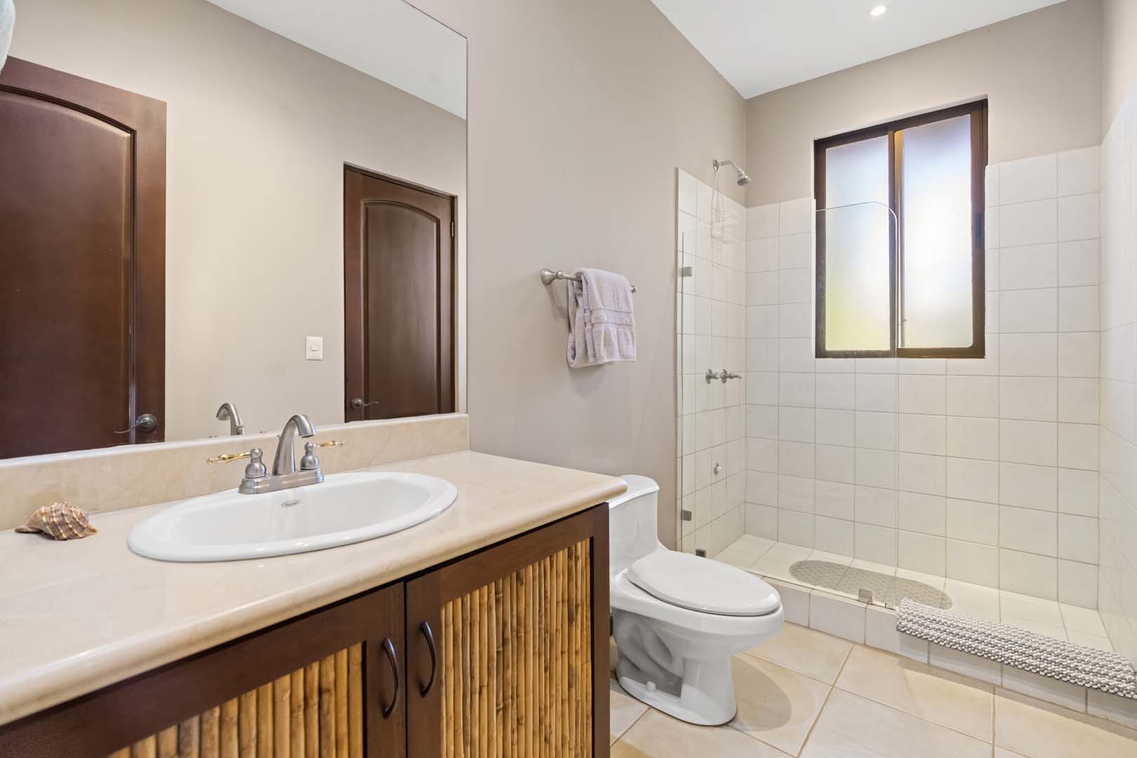 2 bed Condo For Sale in Playas Del Coco, Guanacaste - thumb 11