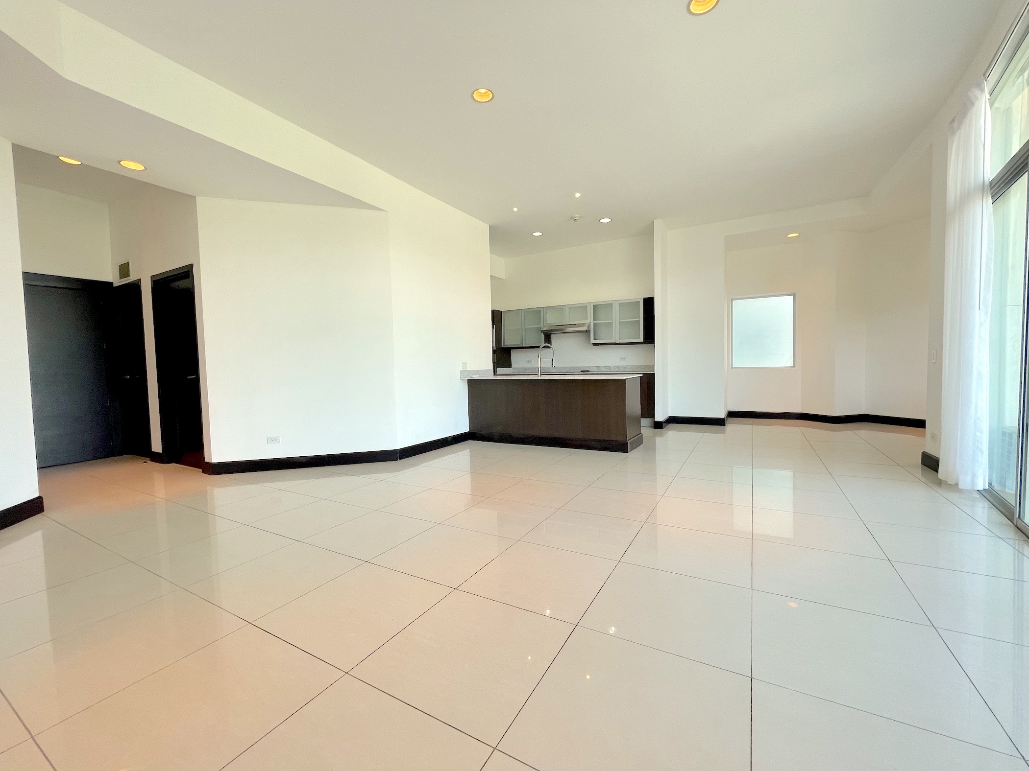 2 bed Condo For Sale in Tamarindo, Guanacaste - thumb 2