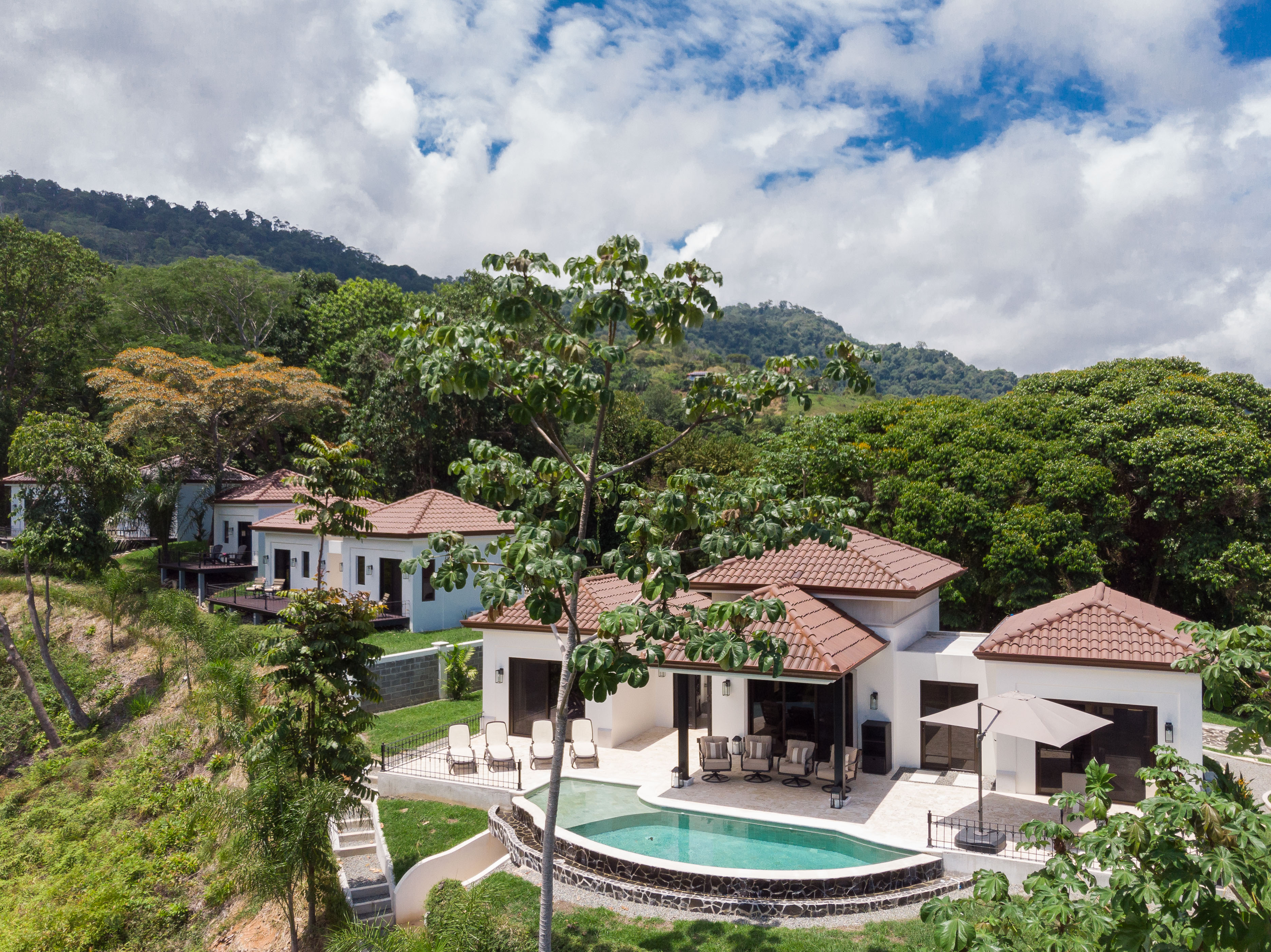 13 bed Hotel / Leisure For Sale in Dominical, Puntarenas - thumb 30