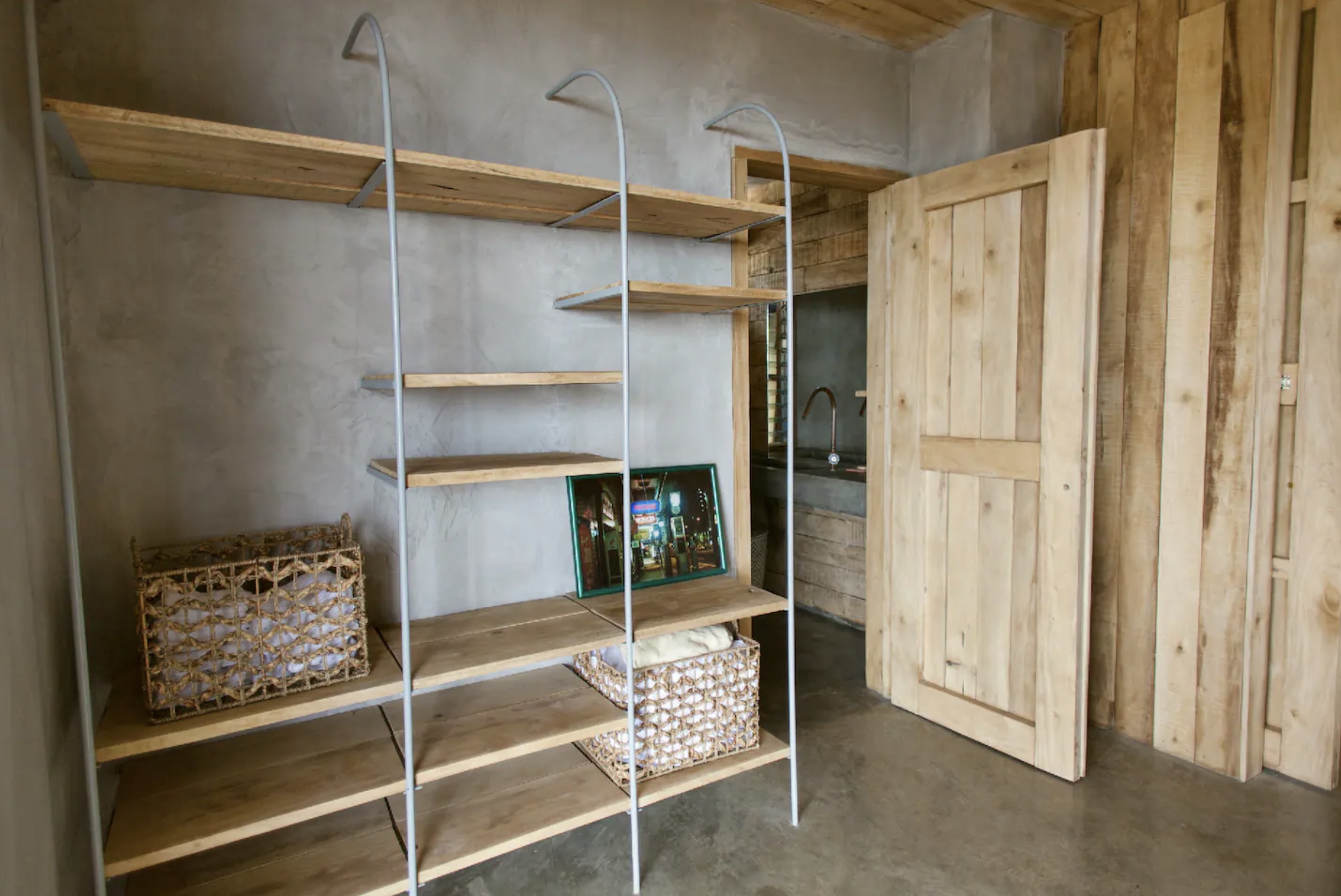 4 bed Single Family Homes For Sale in Santa Teresa, Puntarenas - thumb 5