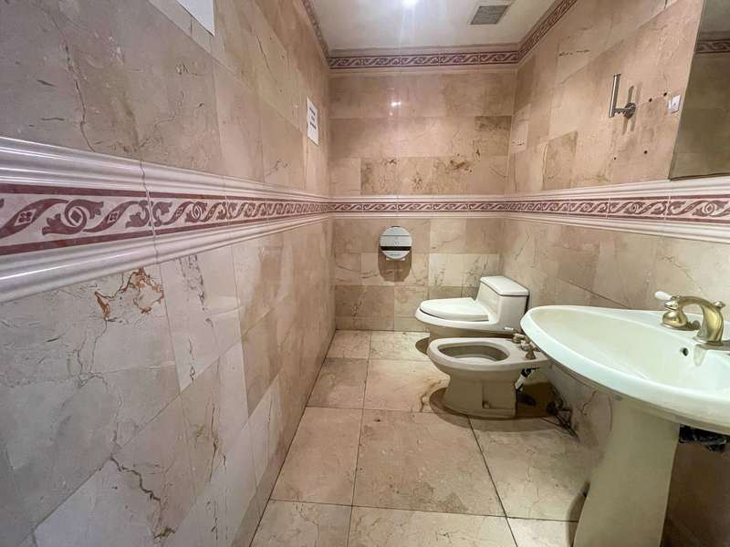 3 bed Commercial For Rent in San Jose, San Jose - photo 8