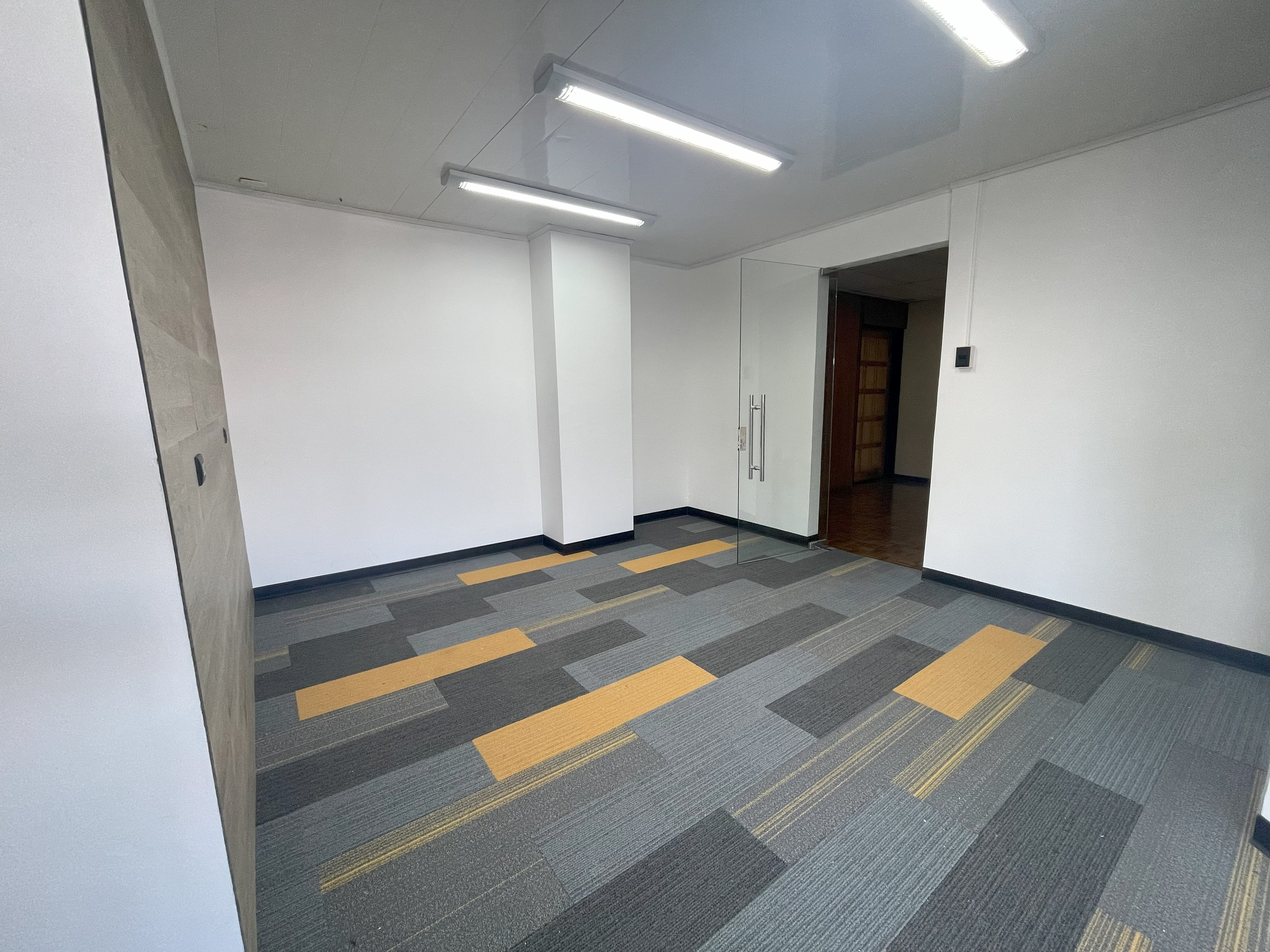 3 bed Commercial For Rent in San Jose, San Jose - thumb 7