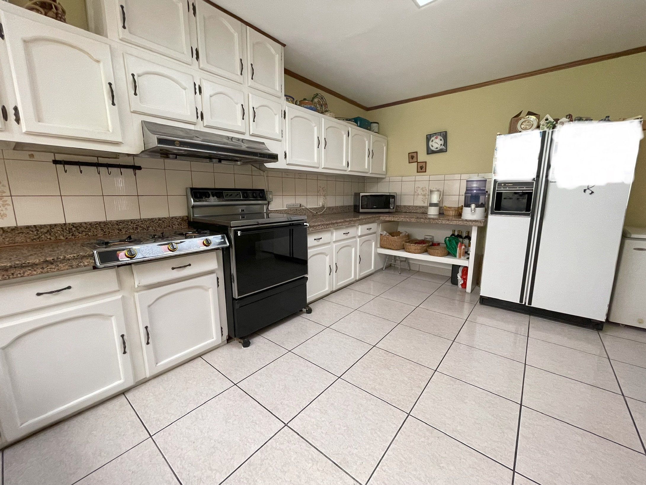 5 bed Single Family Homes For Sale in Bello Horizonte, San Jose - thumb 16