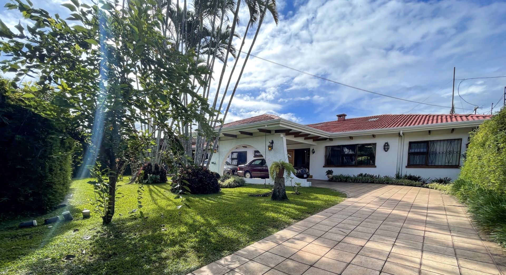 5 bed Single Family Homes For Sale in Bello Horizonte, San Jose - thumb 2