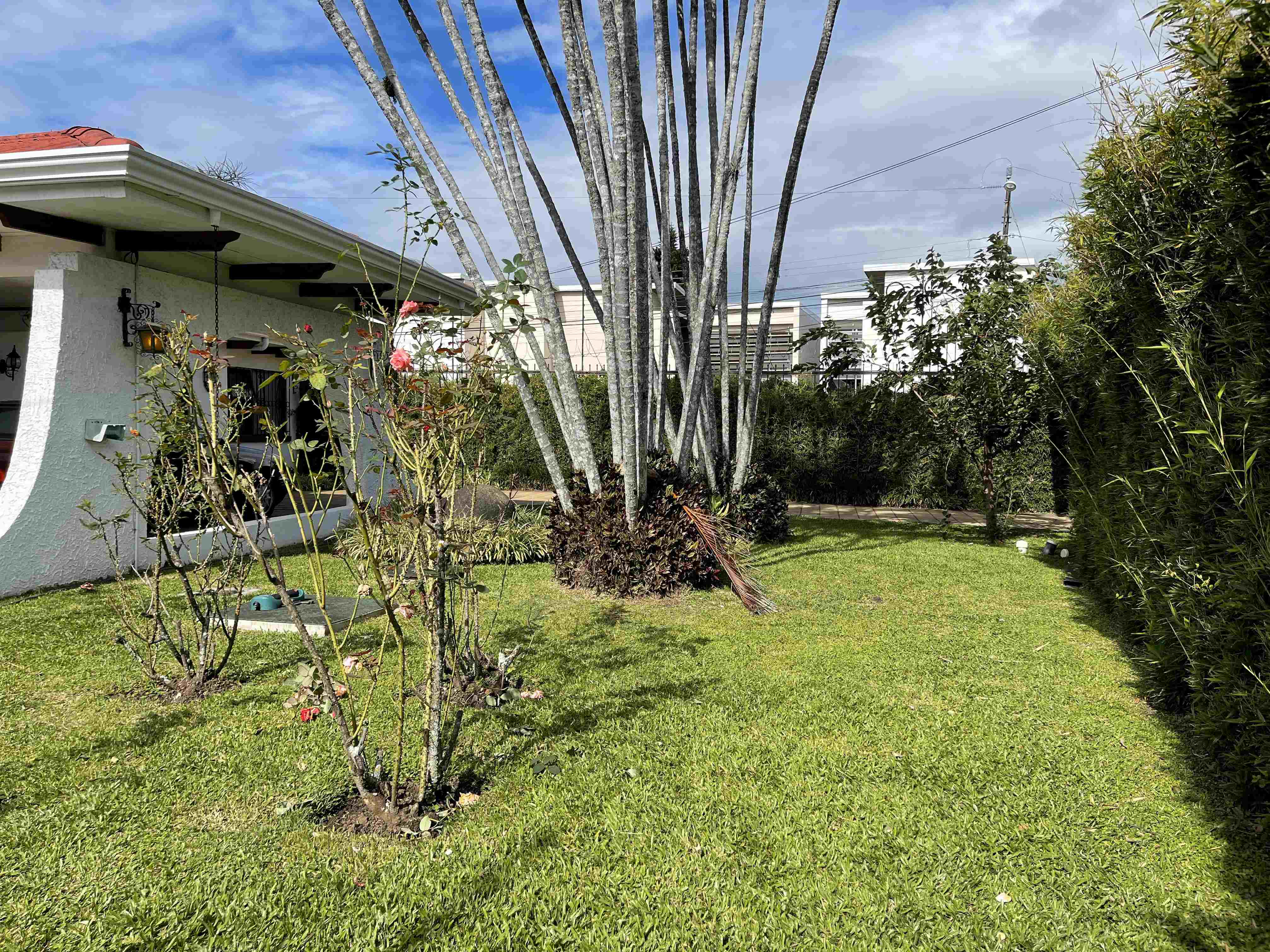 5 bed Single Family Homes For Sale in Bello Horizonte, San Jose - thumb 18