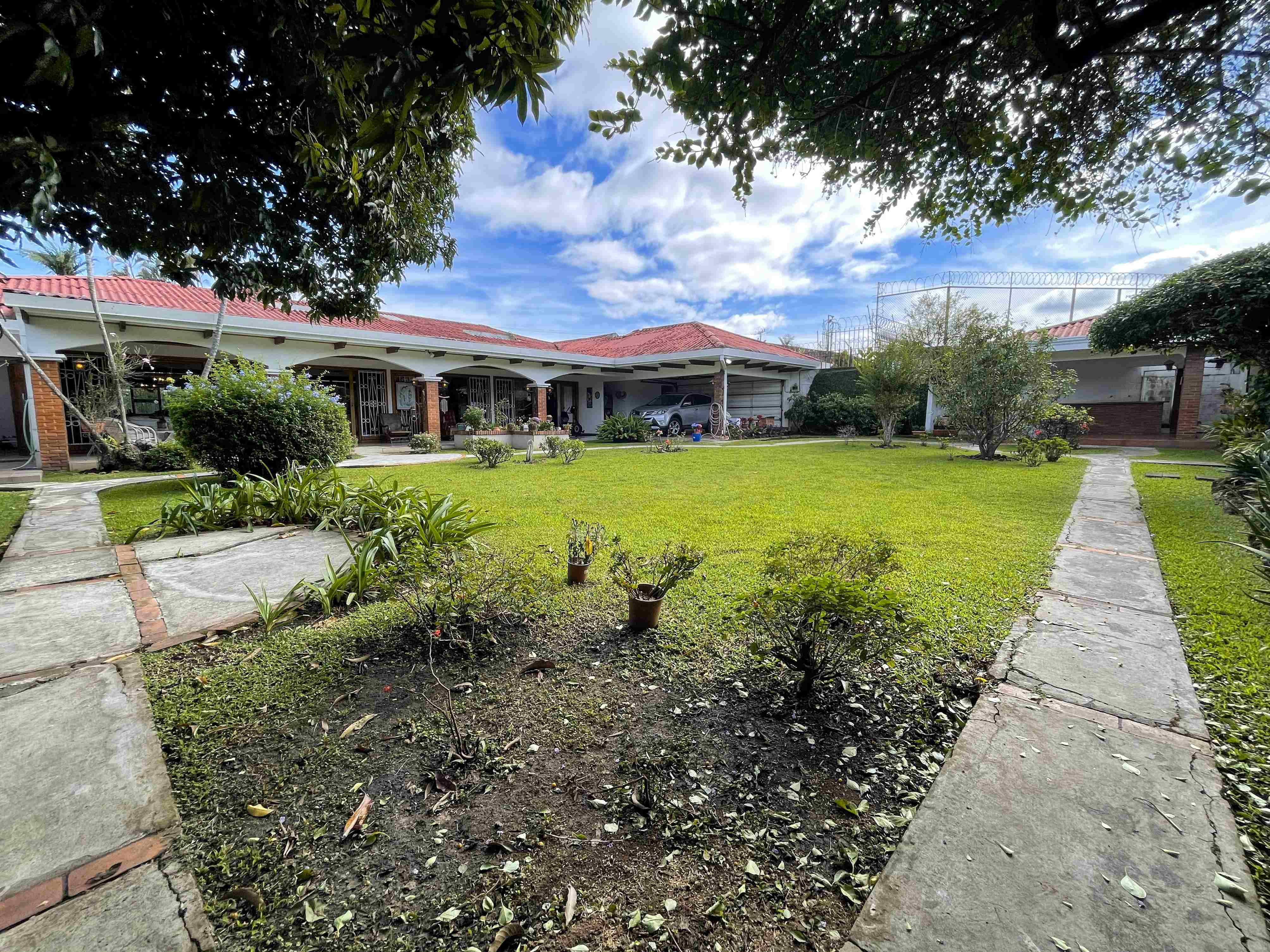 5 bed Single Family Homes For Sale in Bello Horizonte, San Jose - thumb 25