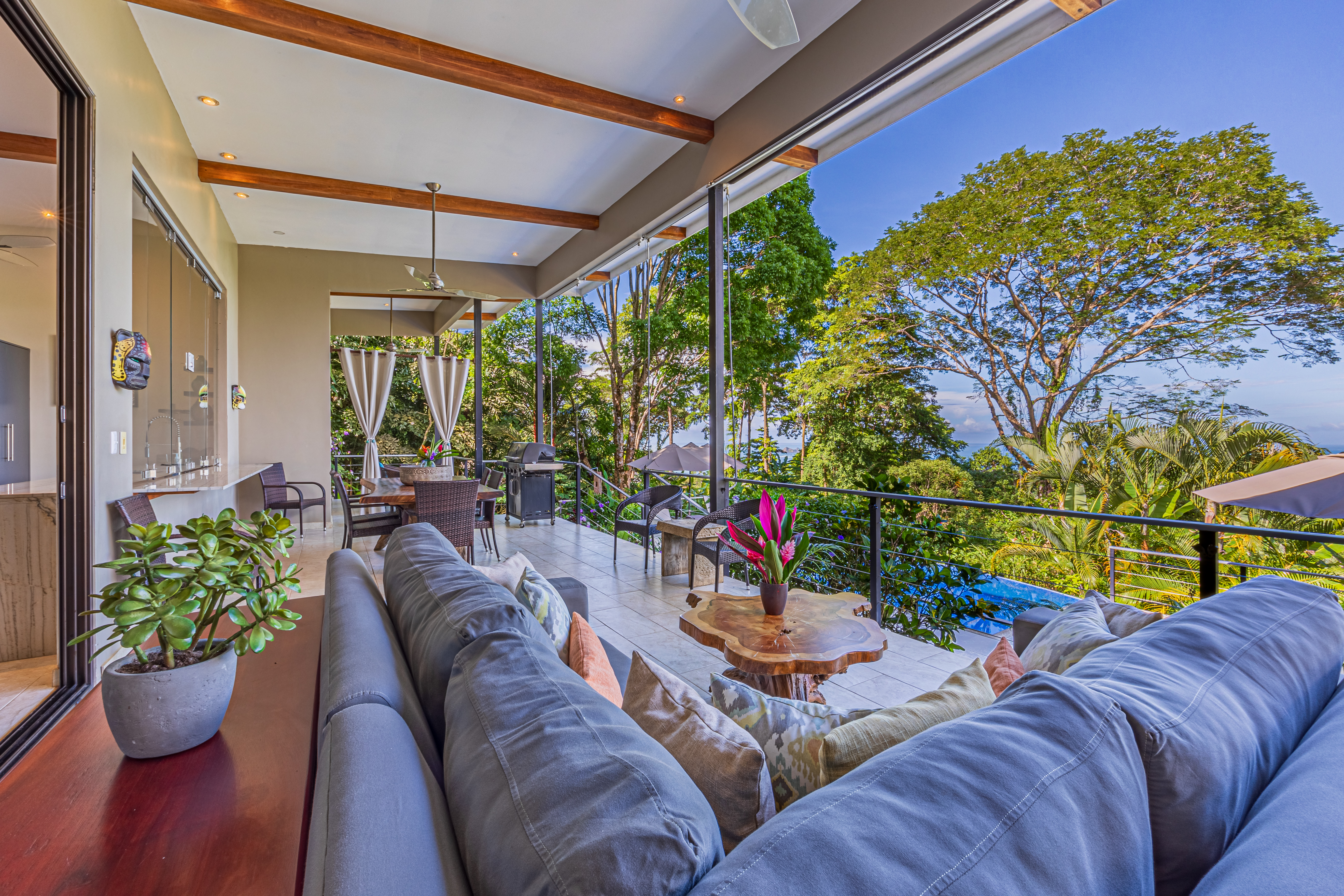 4 bed Single Family Homes For Sale in Uvita, Puntarenas - thumb 12