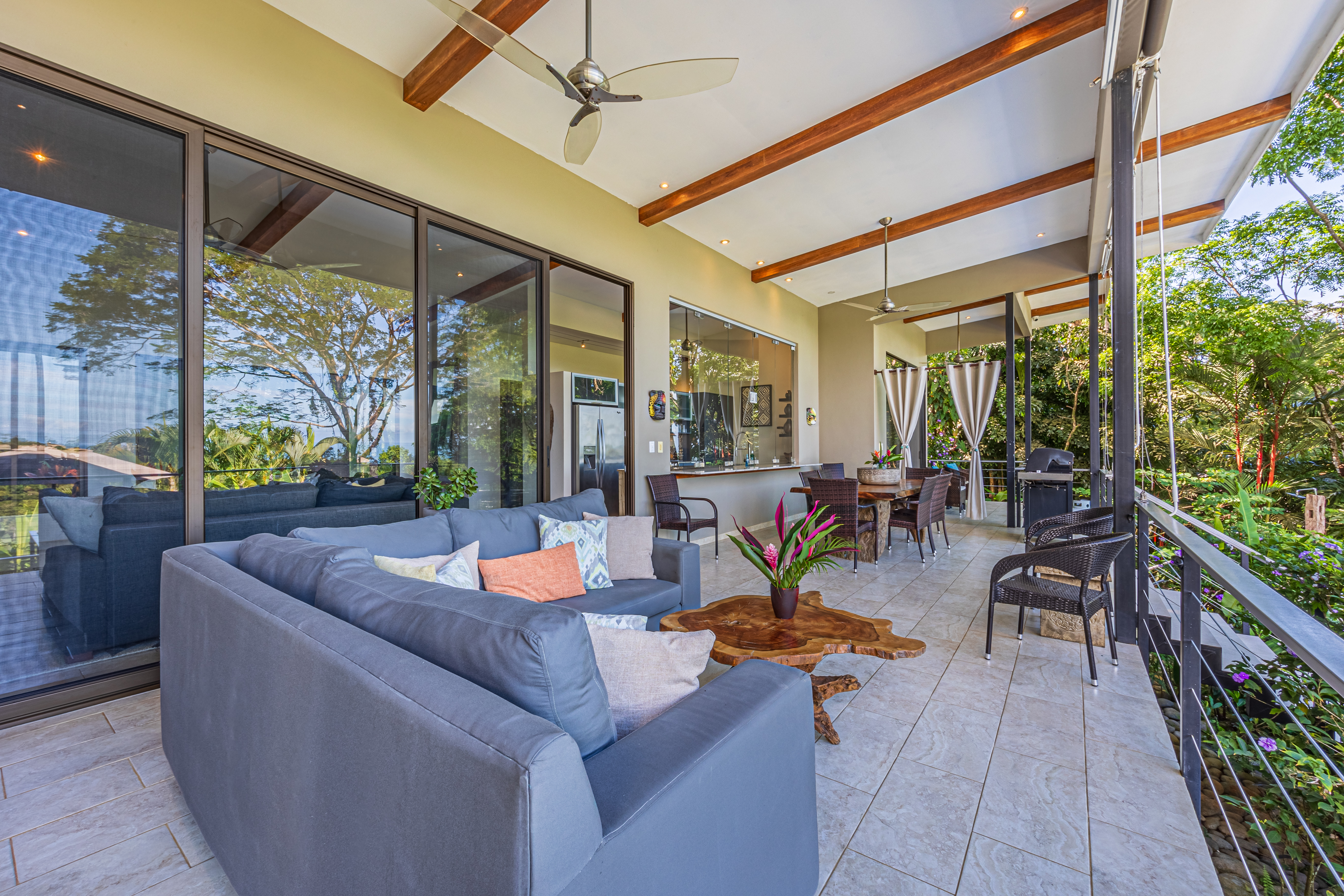 4 bed Single Family Homes For Sale in Uvita, Puntarenas - thumb 3